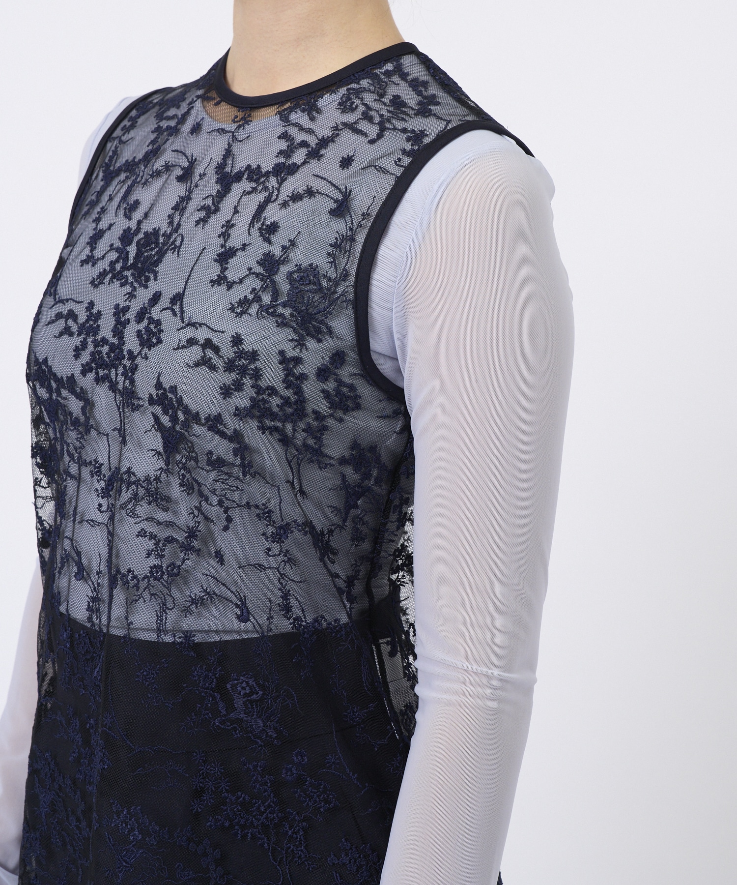 Floral Lace Sleeveless Top Mame Kurogouchi