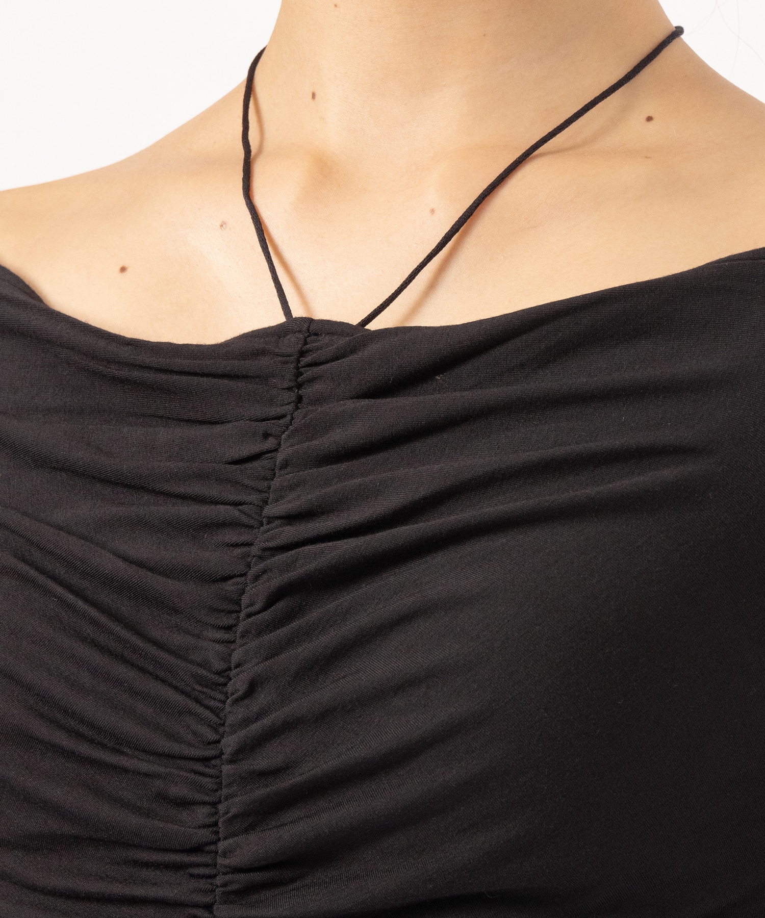 Gathered Off-shoulder Top determ