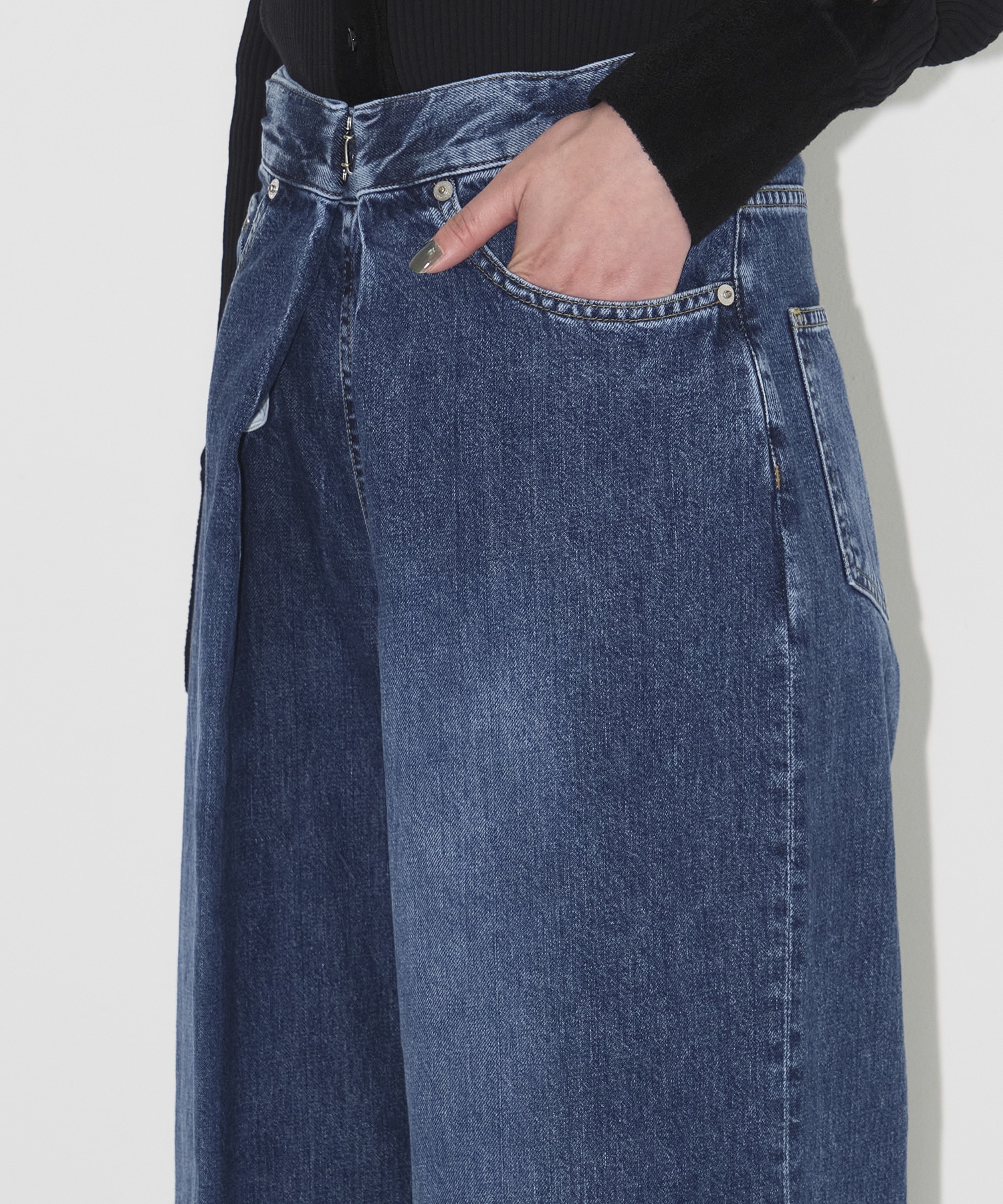 WASHED DENIM WIDE PANTS (SHORT LENGTH) JOHN LAWRENCE SULLIVAN