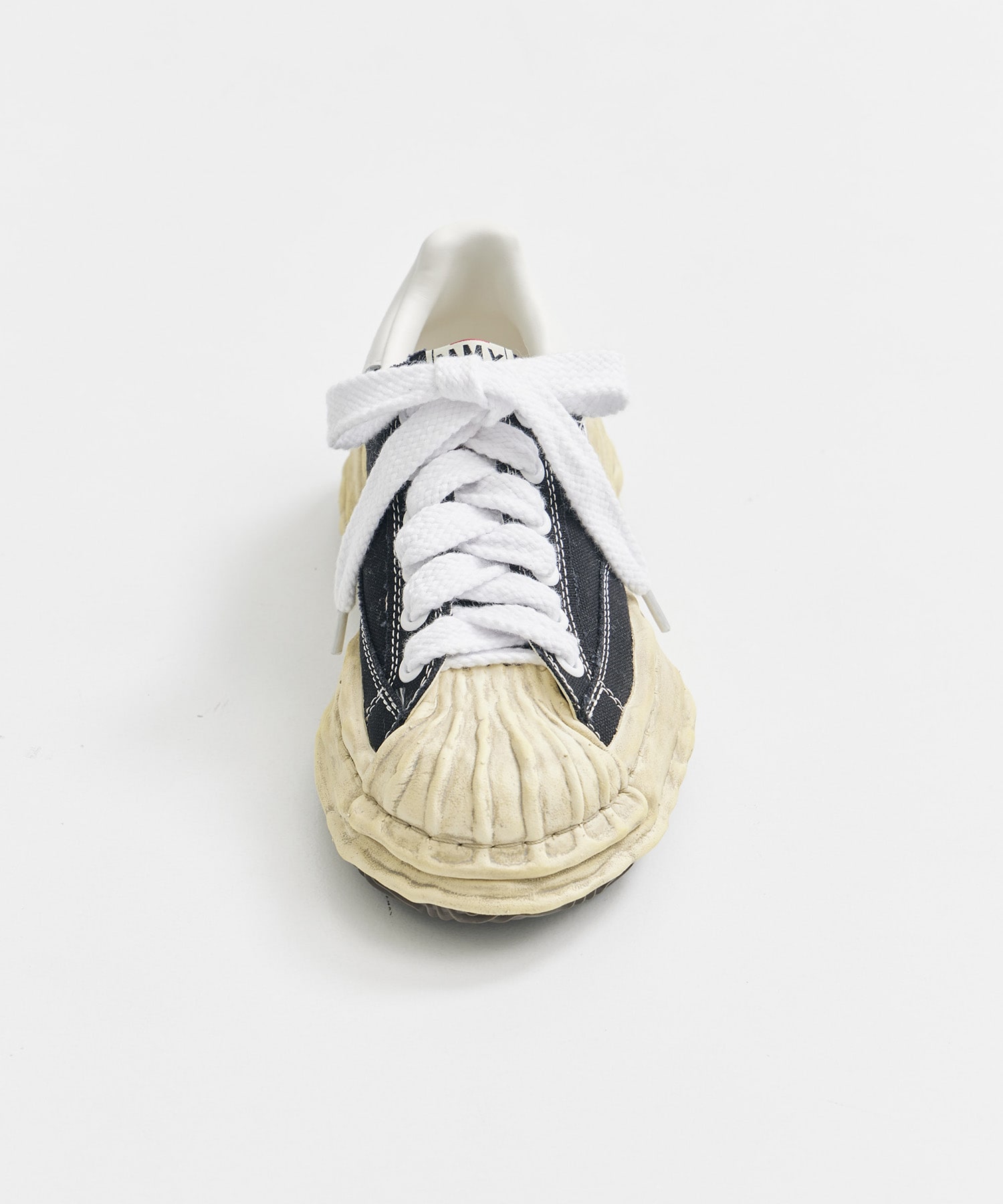 BLAKEY vintage color dyed originalsole canvas LowTop sneaker Maison MIHARA YASUHIRO