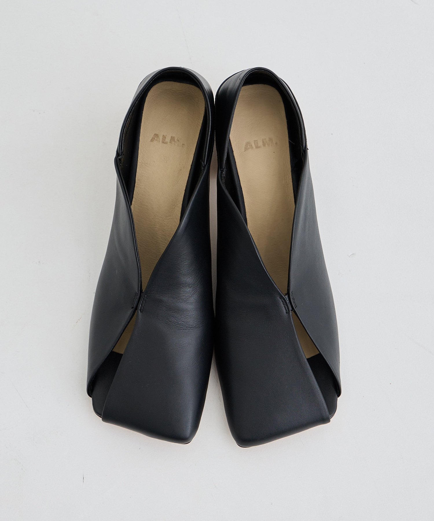 ERIN LEATHER PUMPS ALM