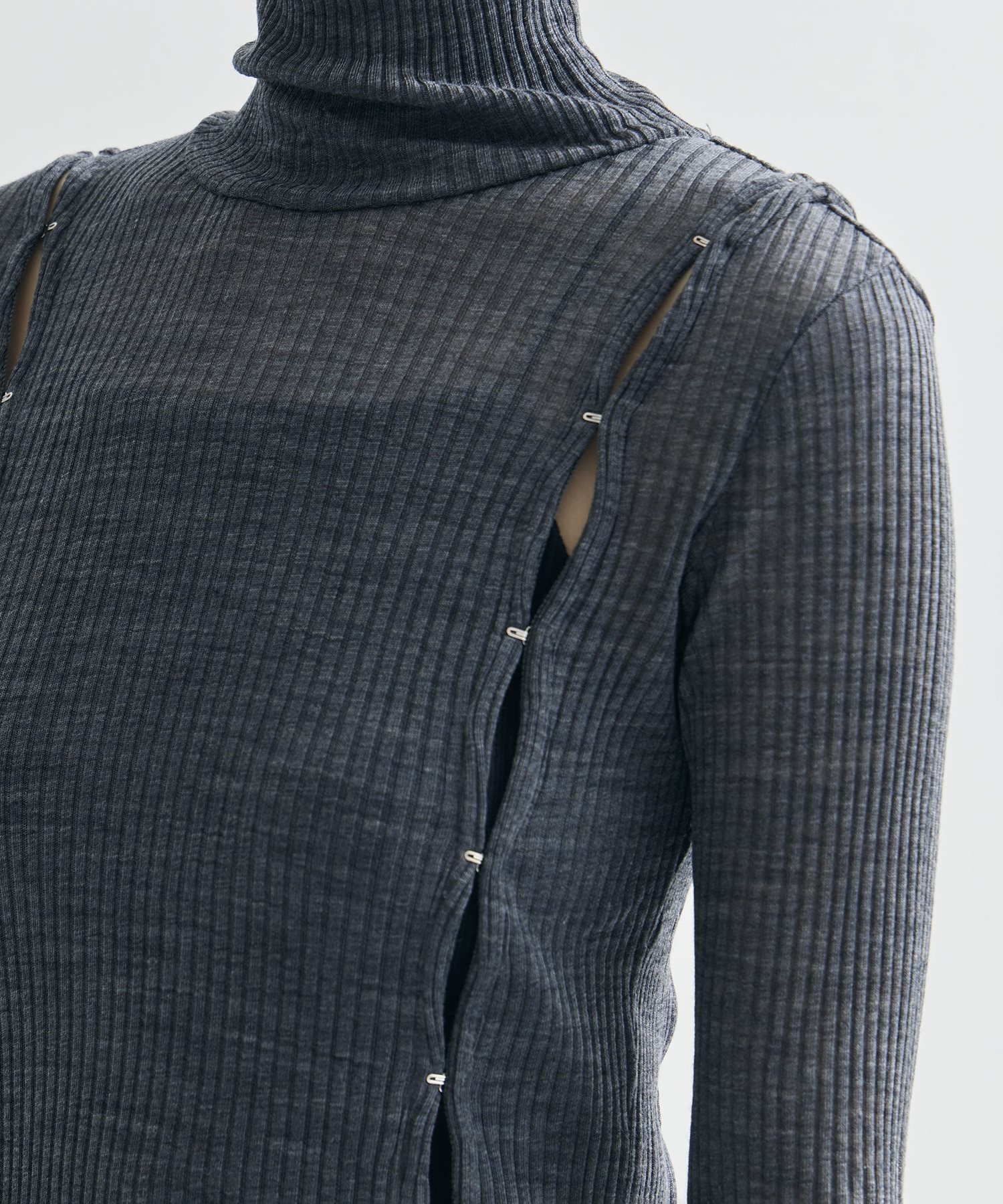 WOOL RIB HI-NECK TOP WITH HOOK JOHN LAWRENCE SULLIVAN