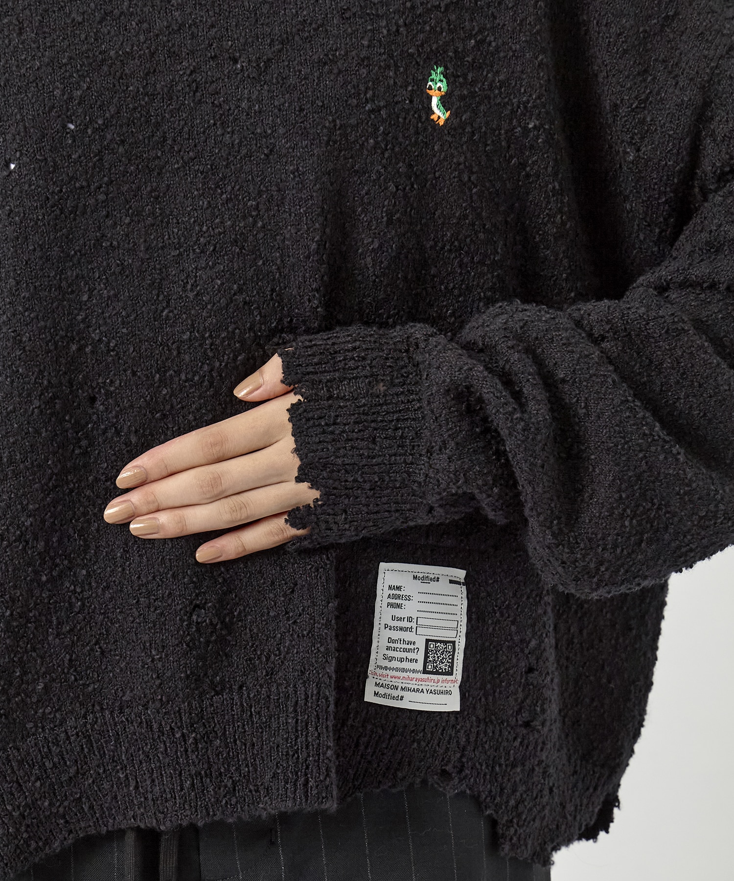 DISTRESSED KNIT PULLOVER Maison MIHARA YASUHIRO