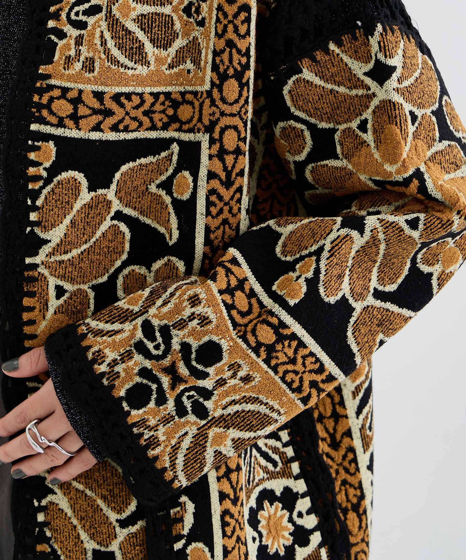 RUG PATTERN KNIT JACKET AMERI