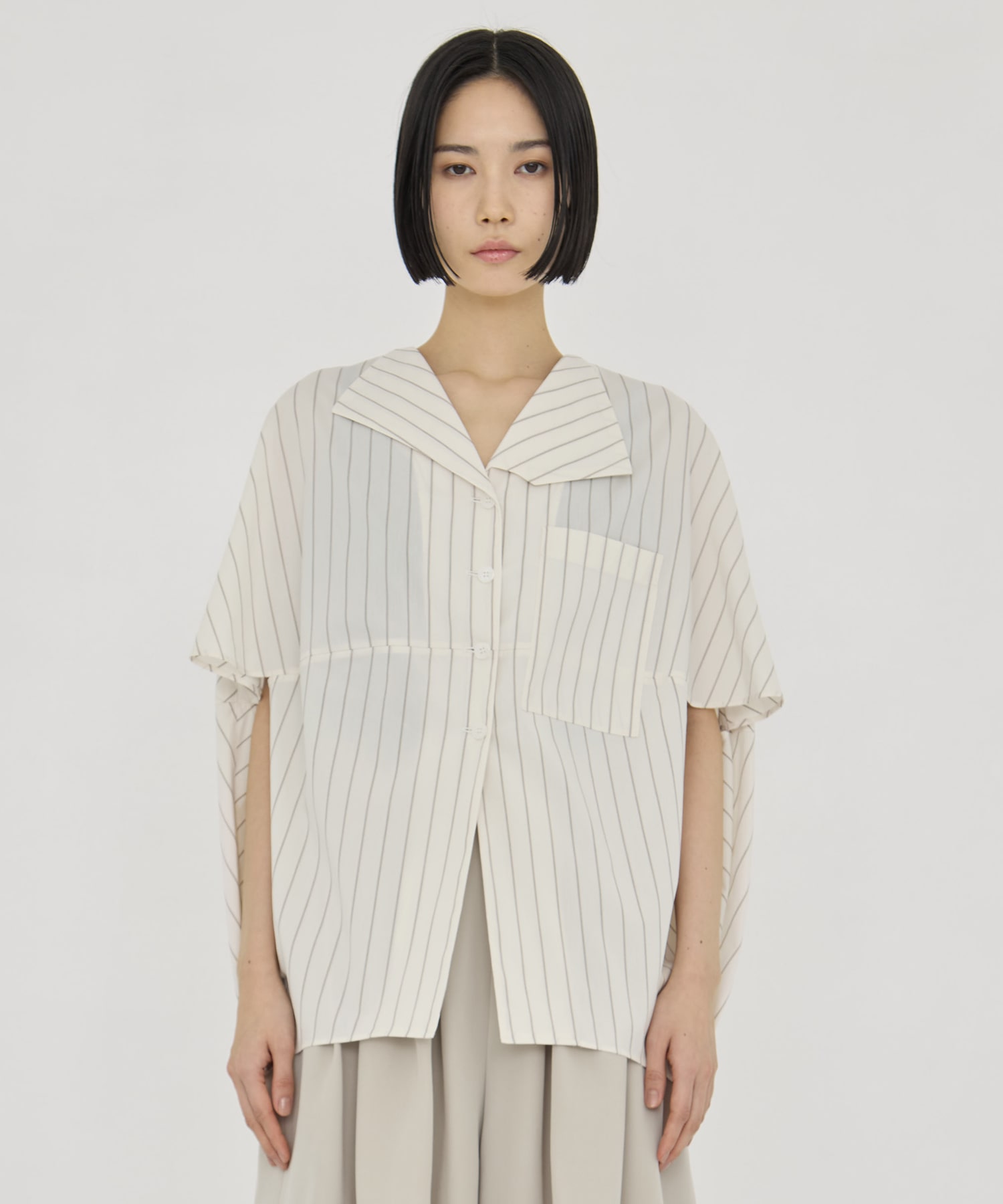 Aura Stripe shirt AKIRANAKA