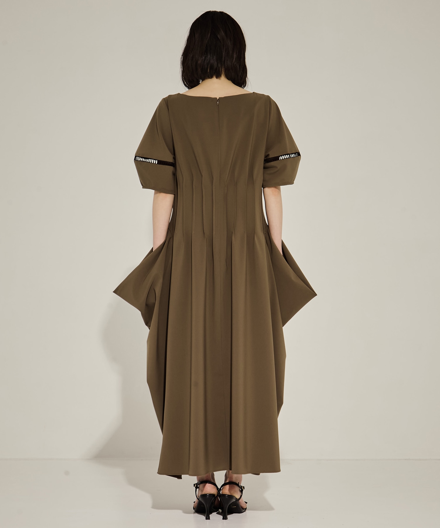 PIN TUCK VOLIME SLEEVE DRESS STUDIOUS