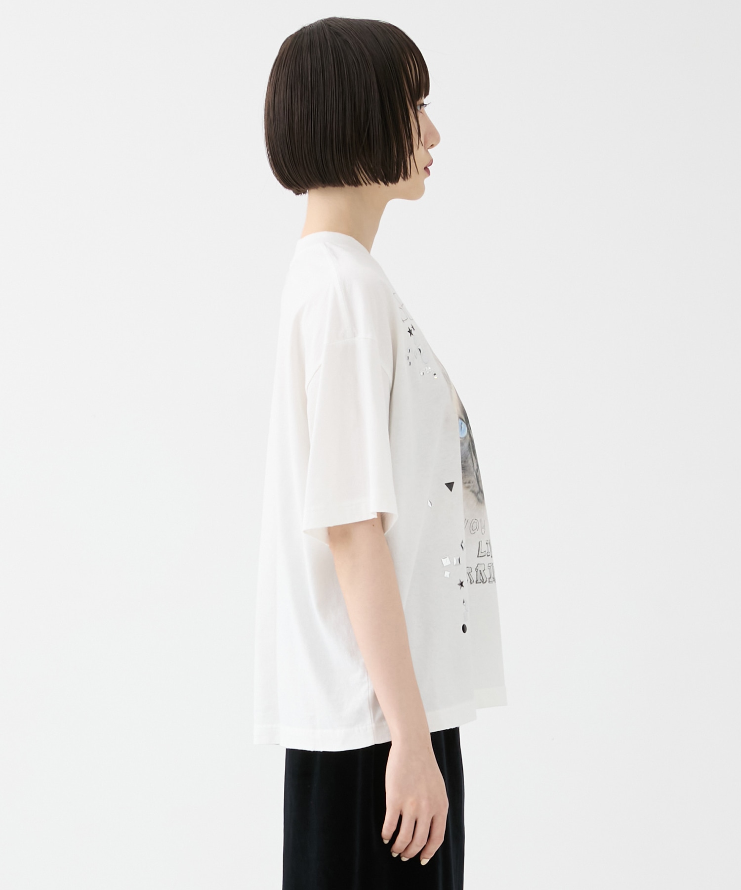 EMBELLISHED DISTRESSED TEE Maison MIHARA YASUHIRO