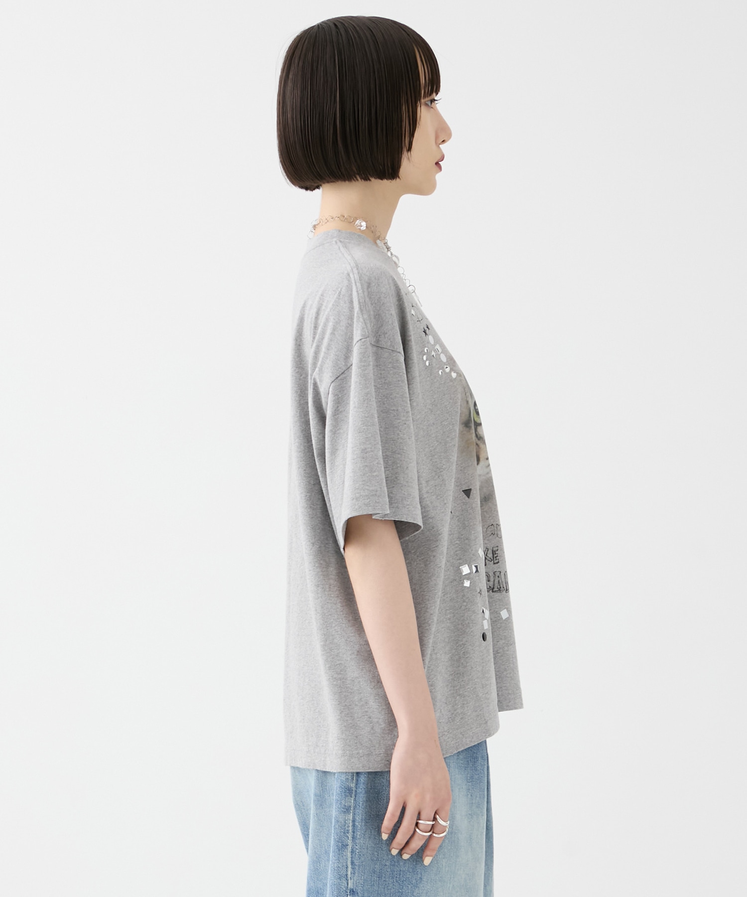 EMBELLISHED DISTRESSED TEE Maison MIHARA YASUHIRO