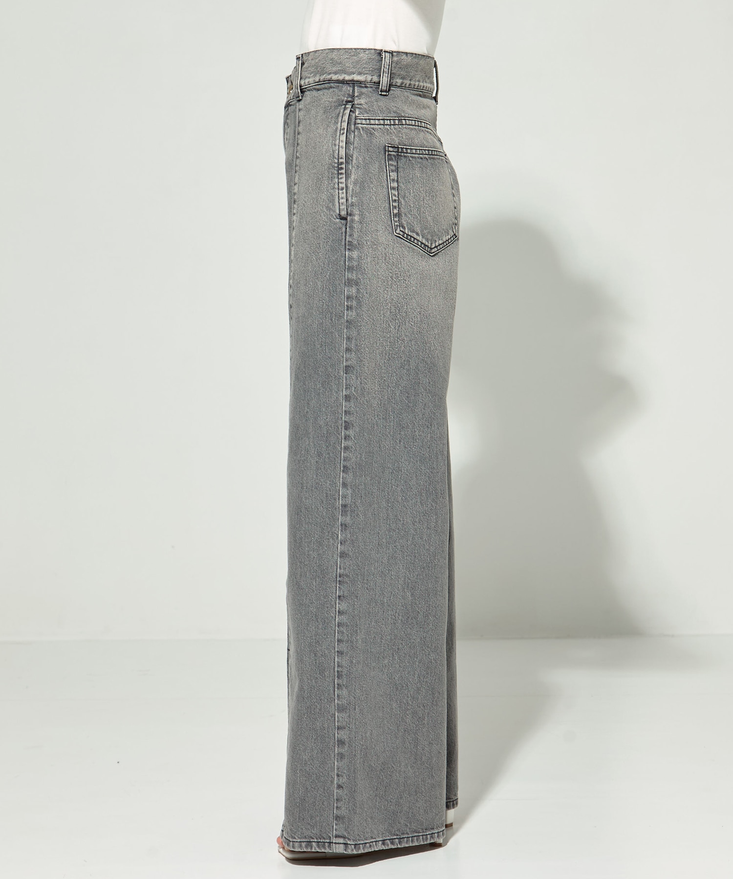 Side Folded Jeans STUDIOUS