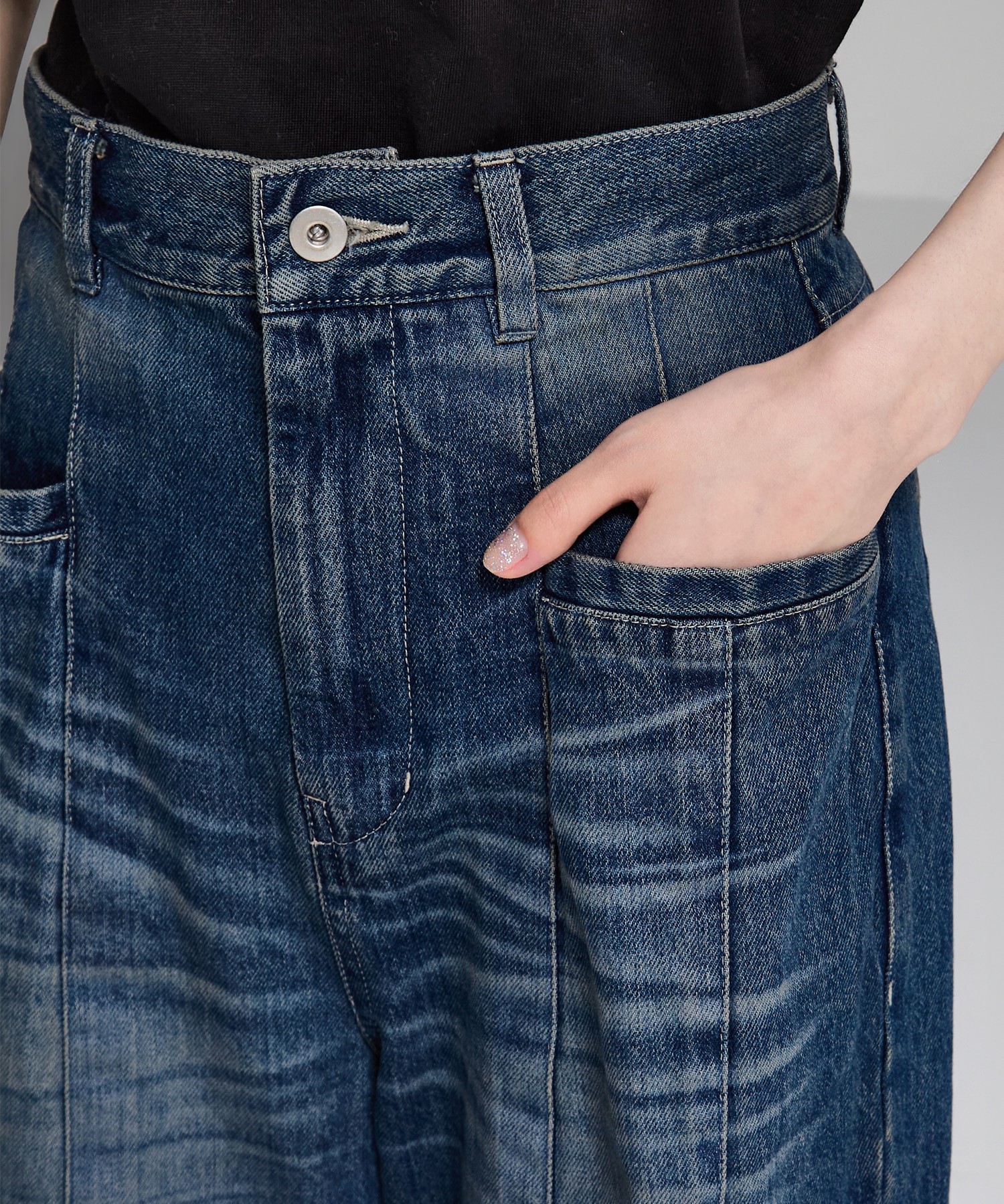 Tucked Wide Leg Jeans STUDIOUS