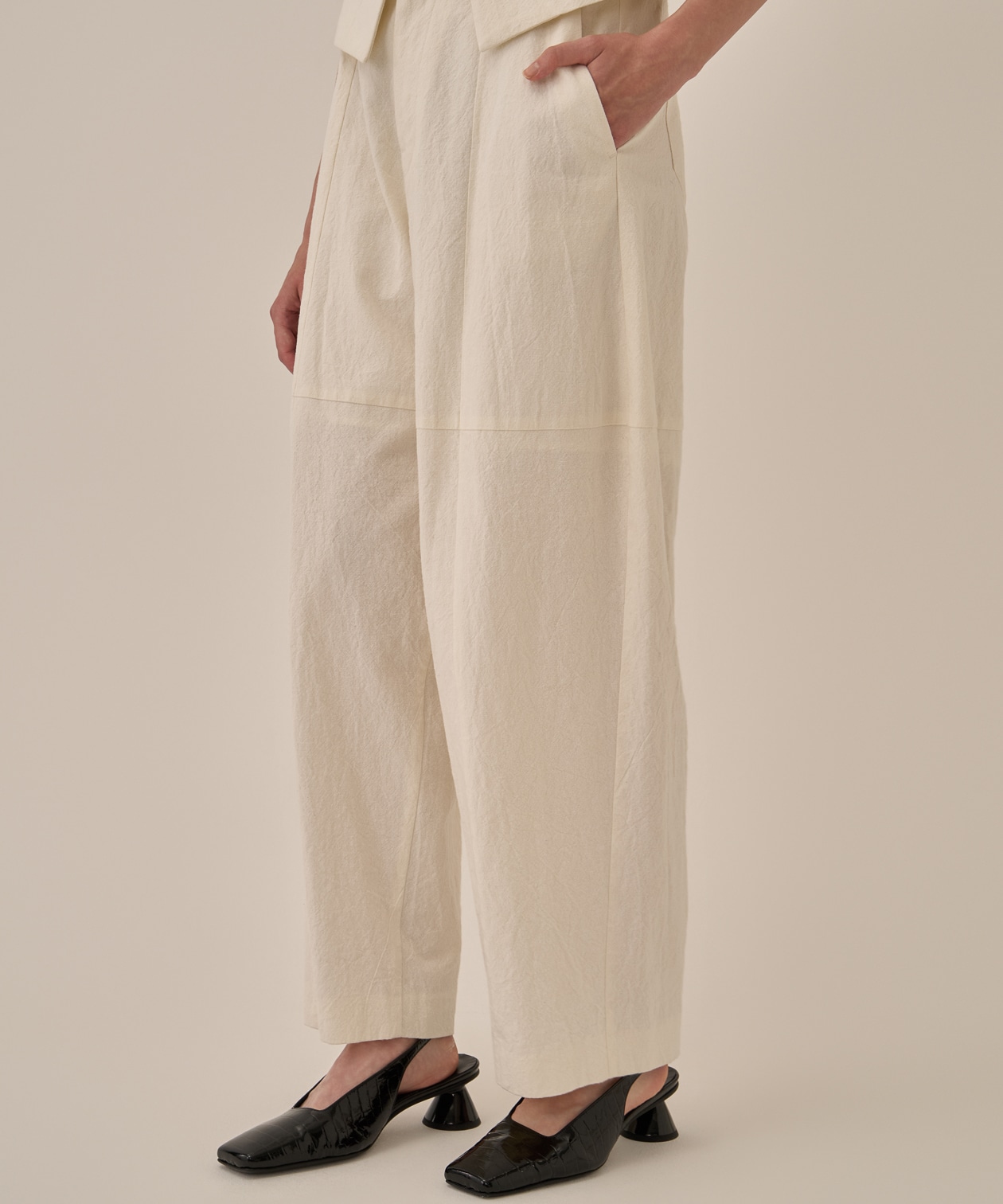 Miriam panel pants AKIRANAKA