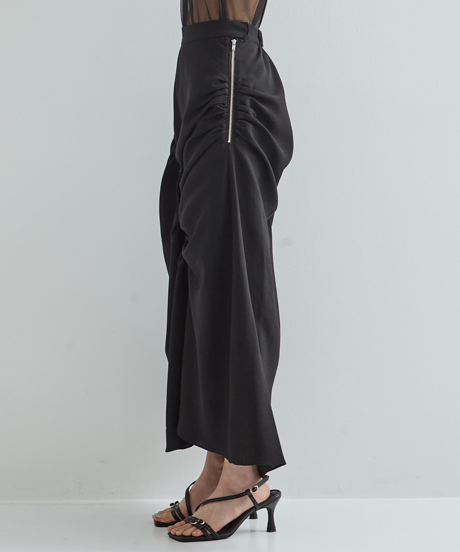 GATHER SHIRRING SKIRT STUDIOUS