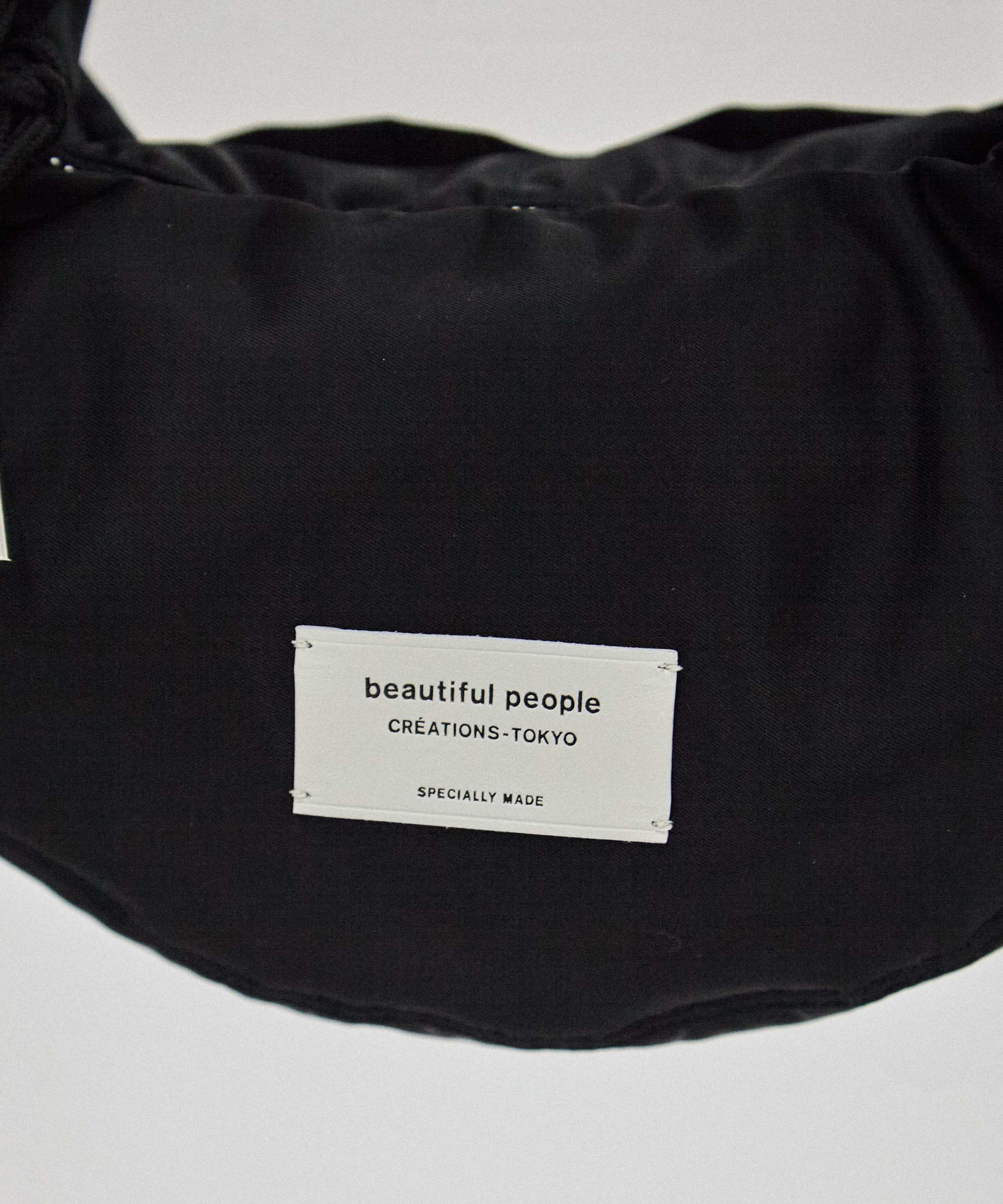 別注nylon moon shoulder bag beautiful people