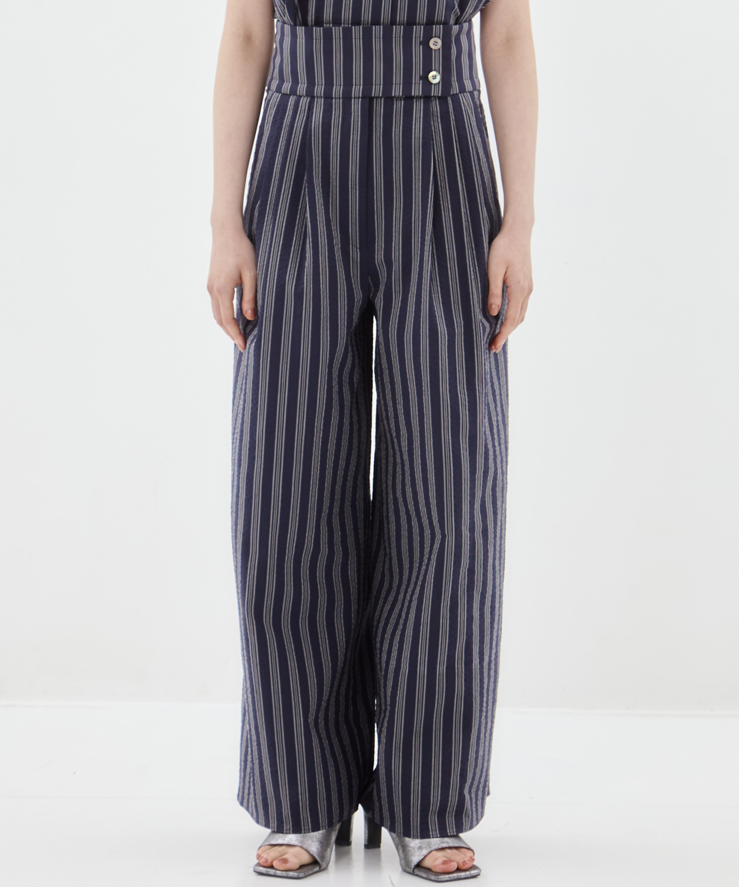 Seersucker Flare Pants STUDIOUS