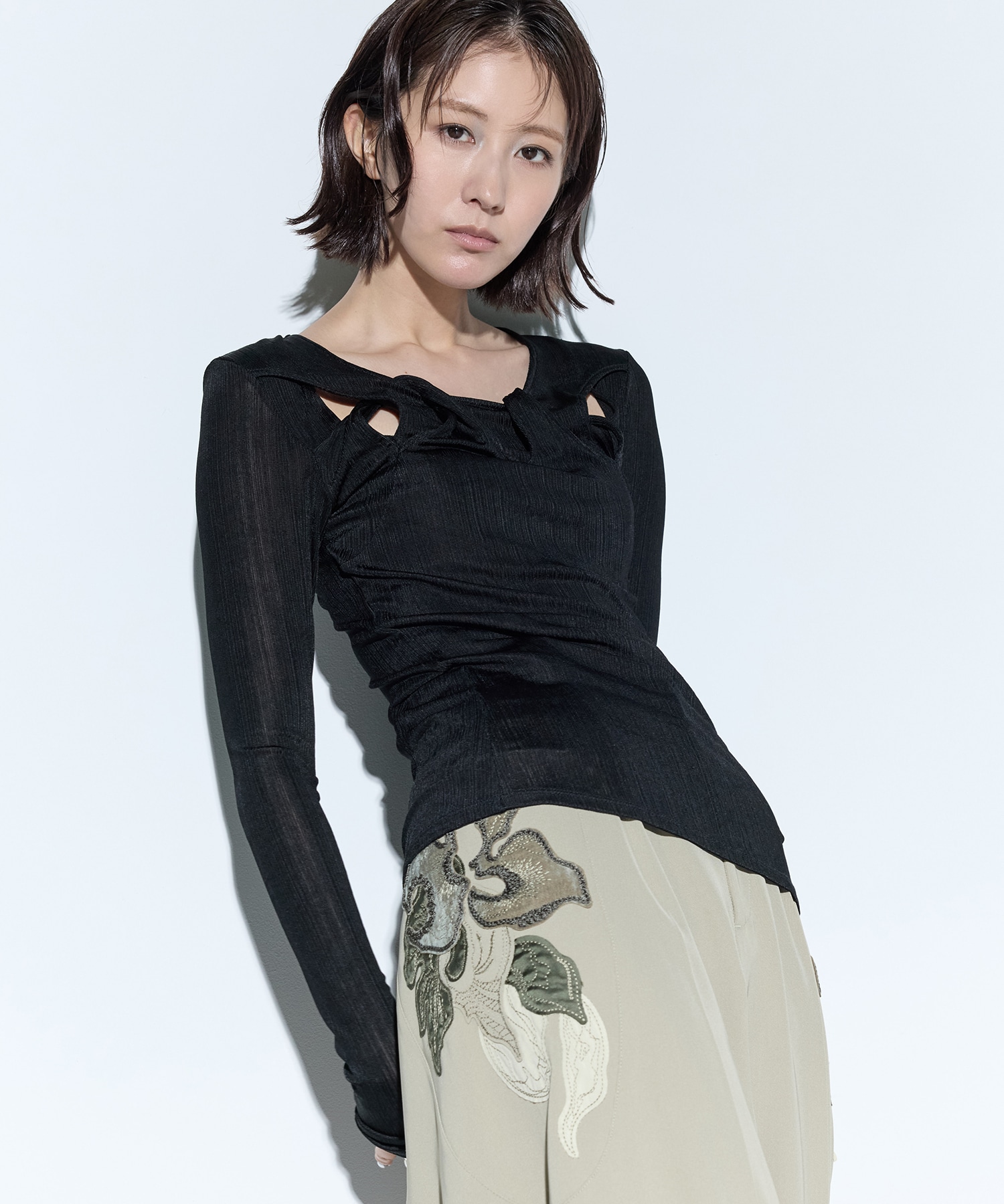 Twist tops MURRAL