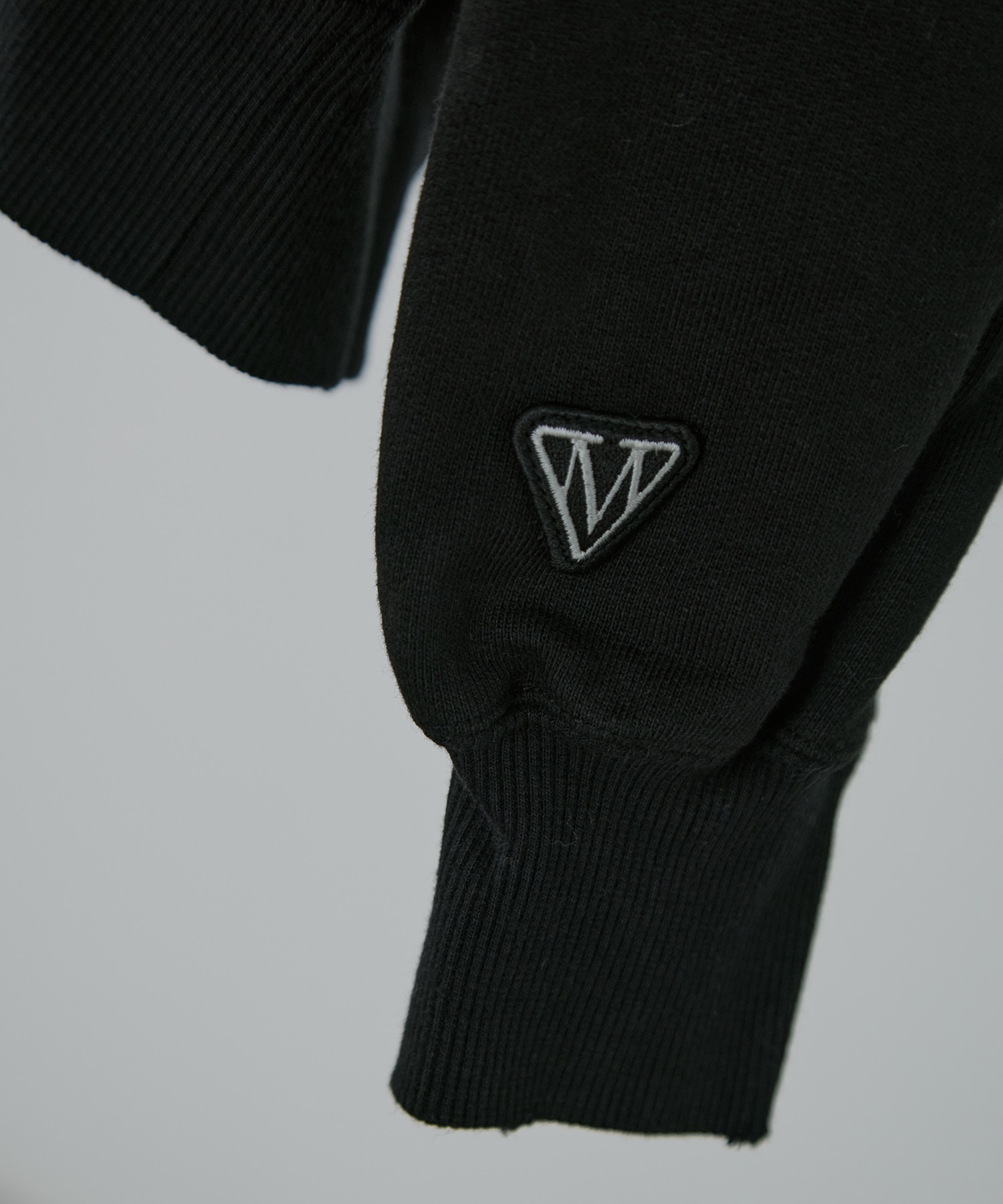 EMBELLISHED DISTRESSED HOODIE Maison MIHARA YASUHIRO