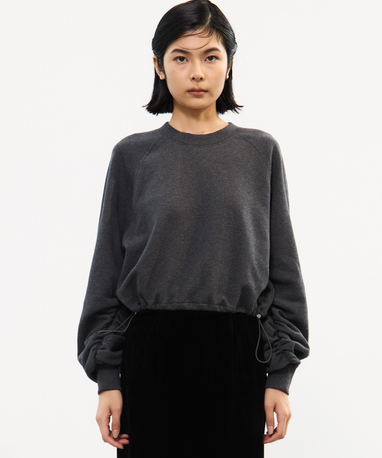 DRAWSTRING GATHER SLEEVE SWEAT SHIRT STUDIOUS