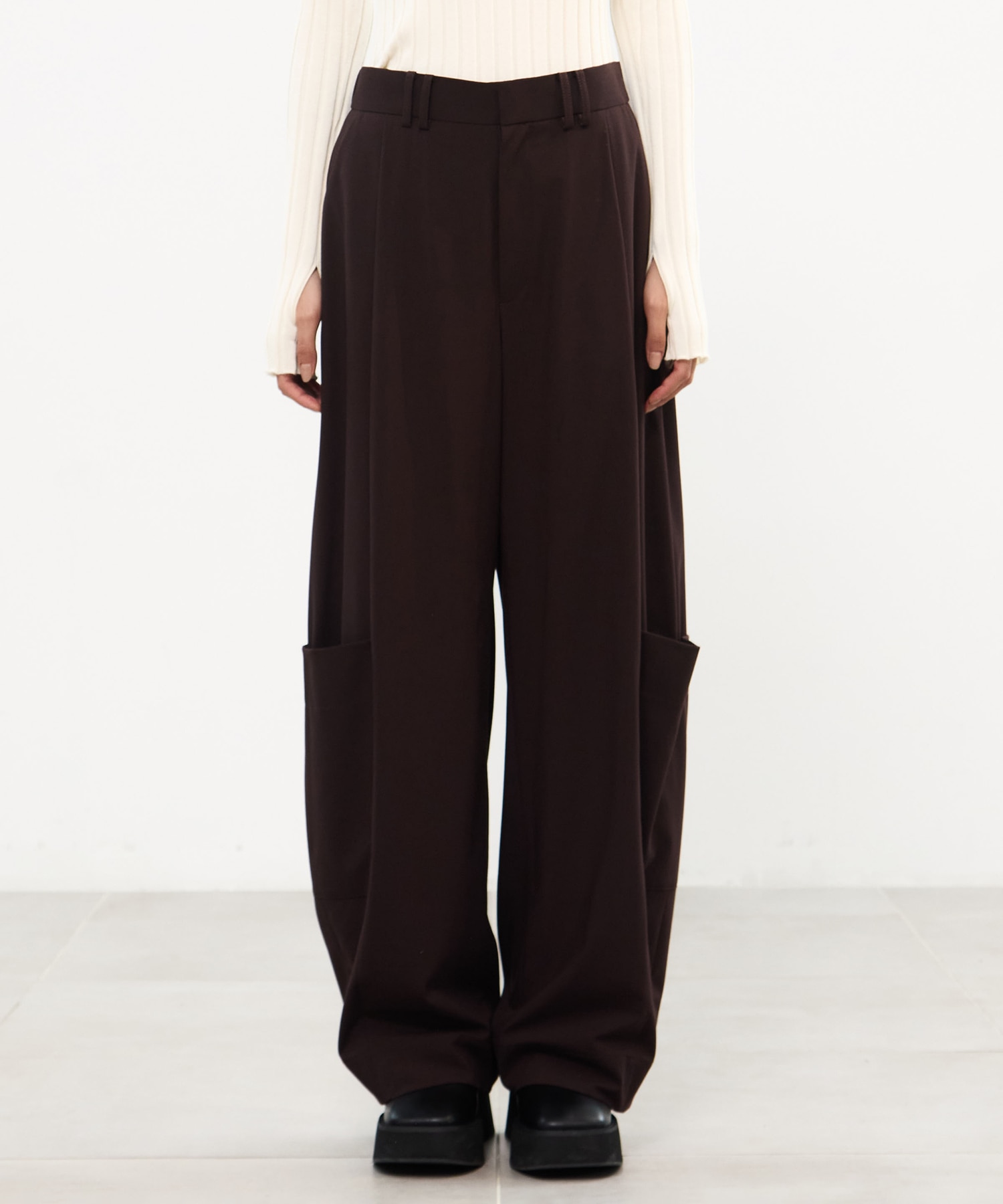 Soft Barrel Leg Cargo Trousers 