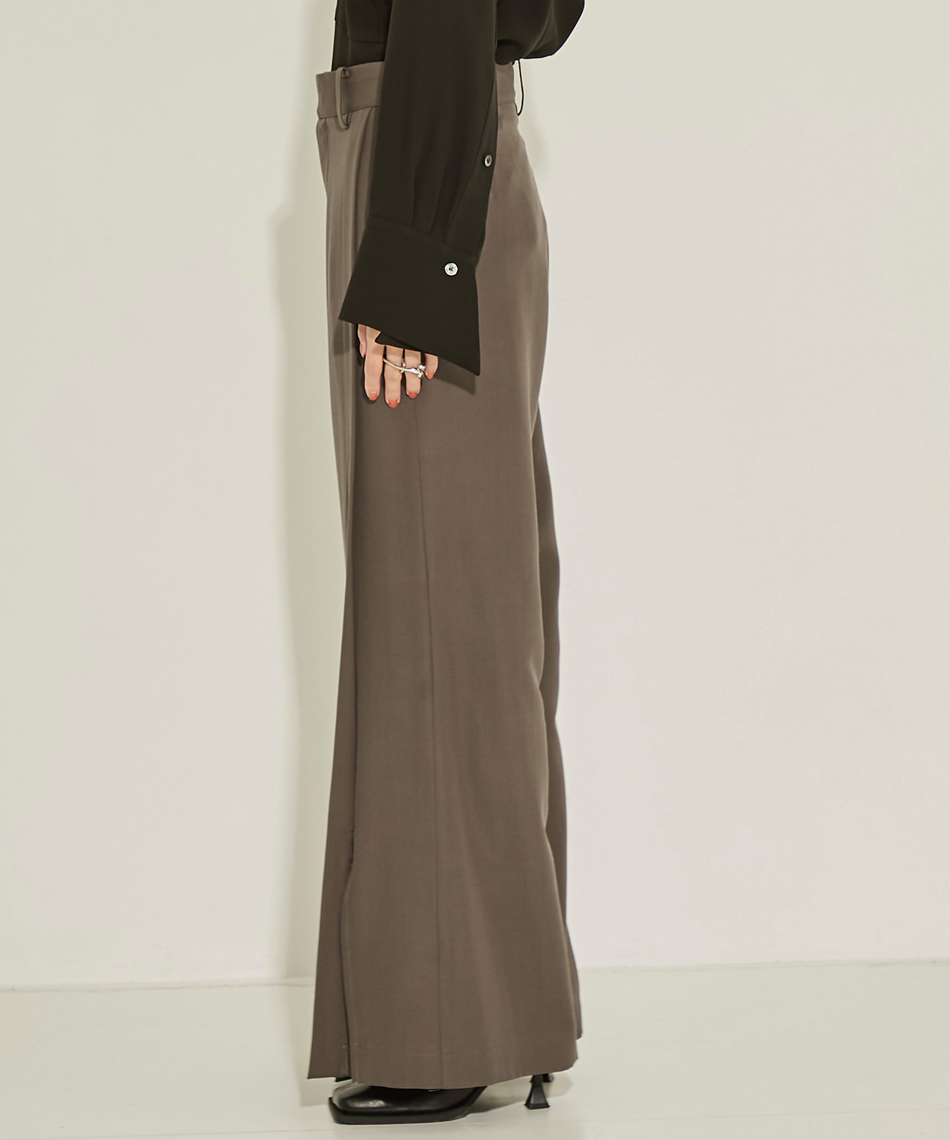 Front Slit Flare PNT UJOH