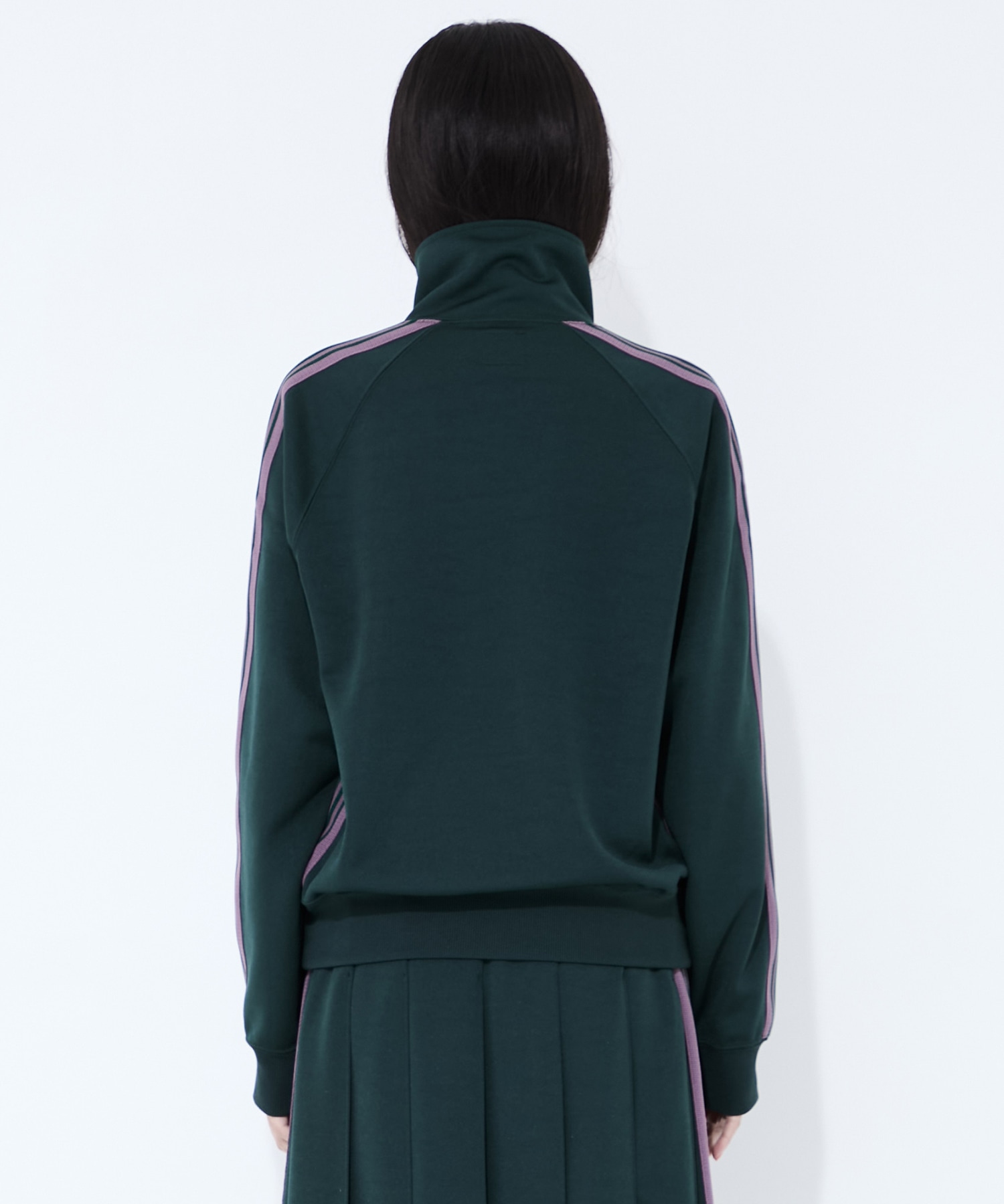 Track Jacket - Poly Smooth Needles