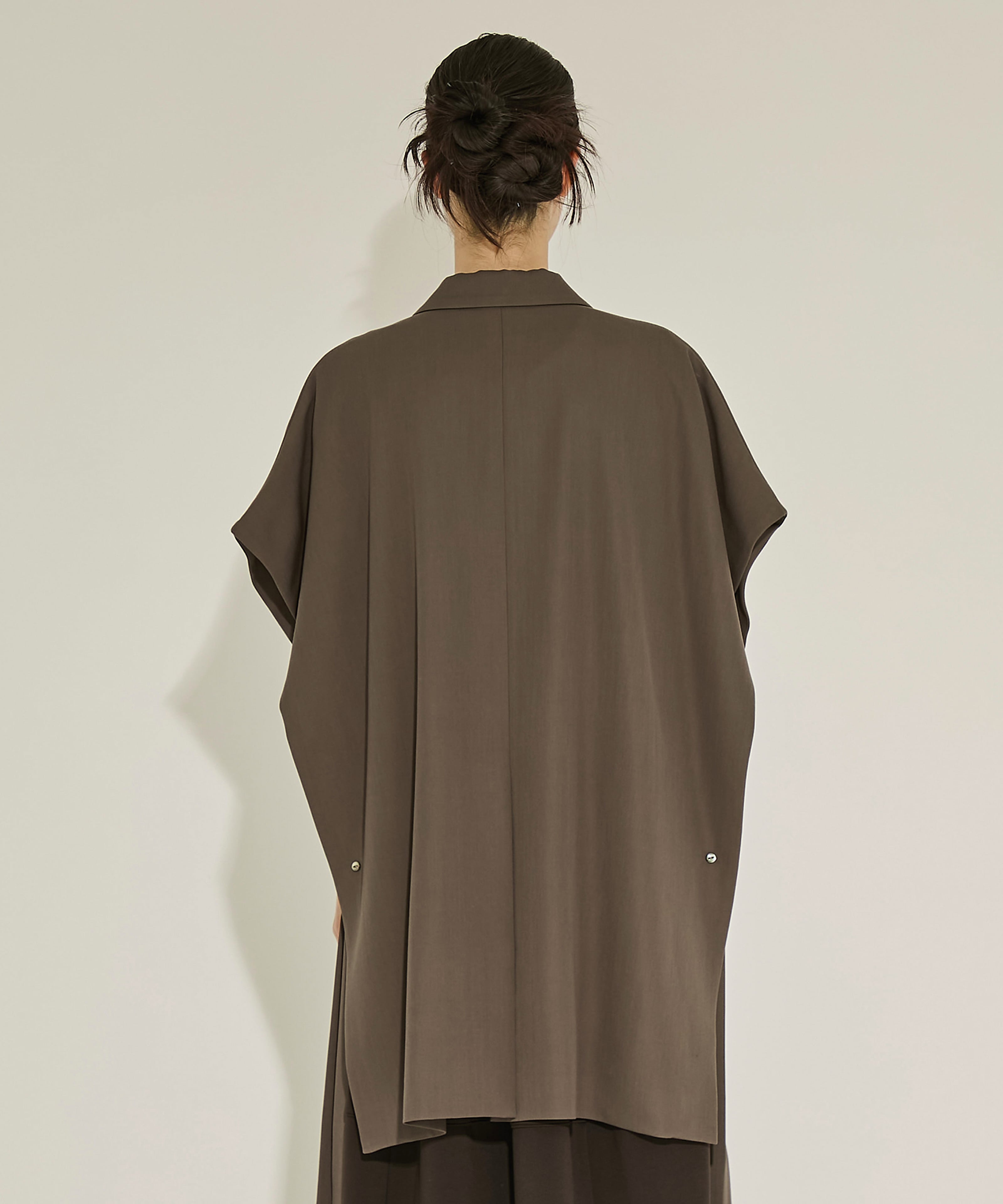 Square Vest UJOH