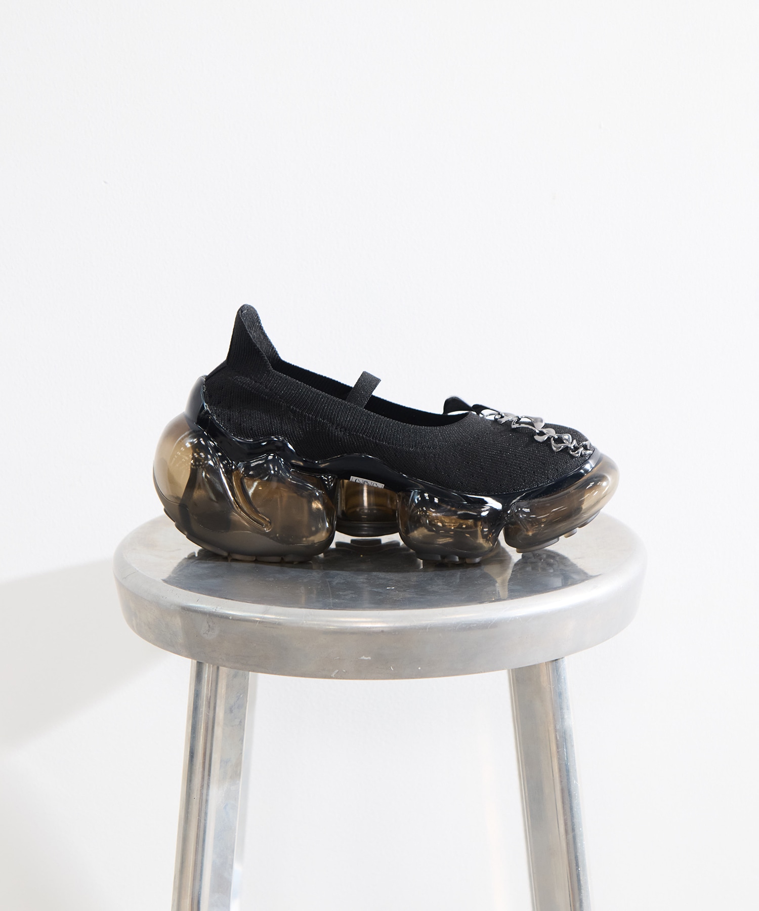 MOOPIE x HEAVEN TANUDIREDJA CHAINS MERRY grounds