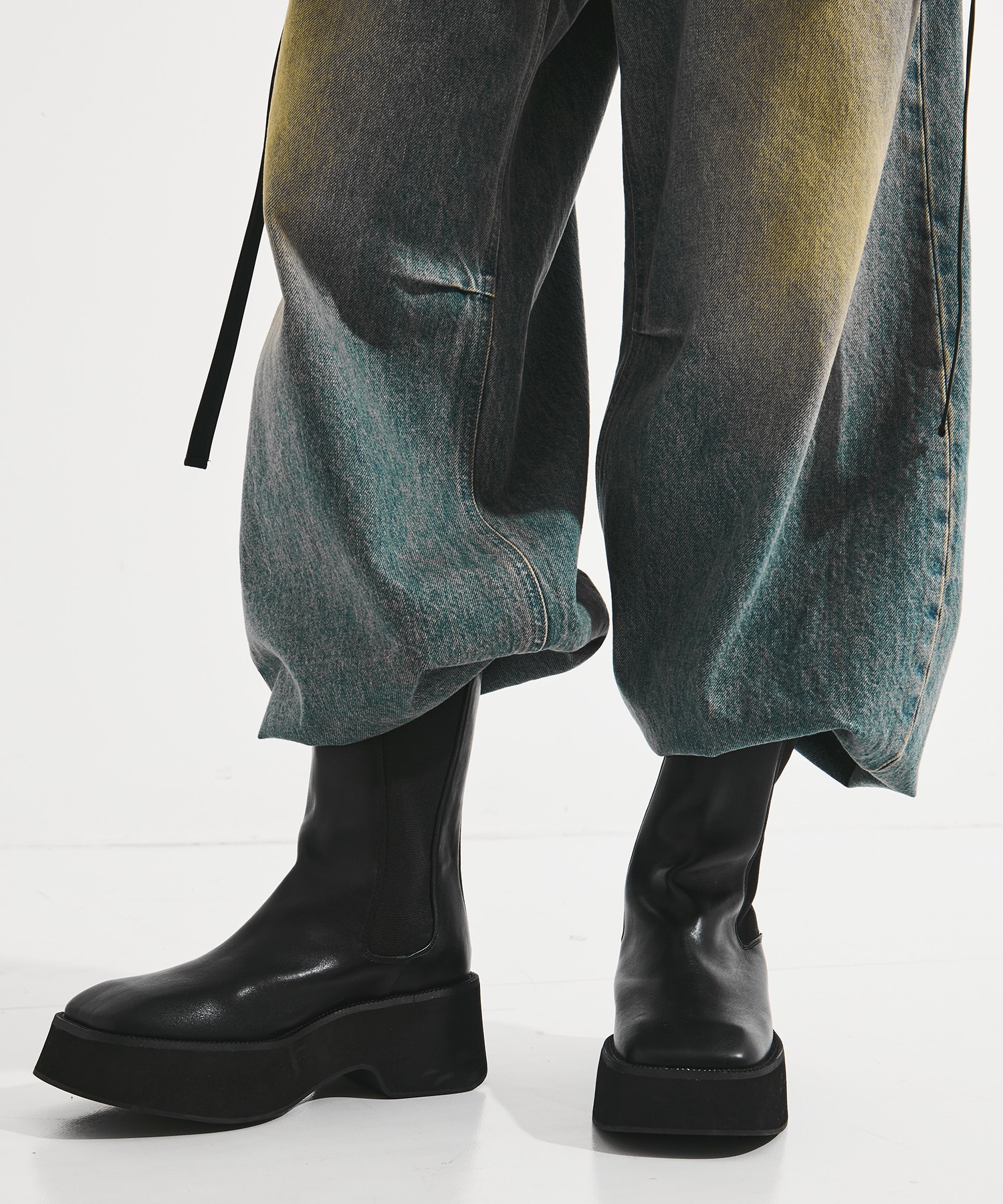 Square Toe Boots STUDIOUS