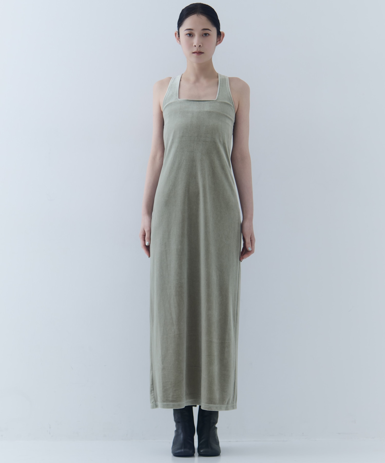 UND OFF SHOULDER VELOUR CARDIGAN SET DRESS AMERI