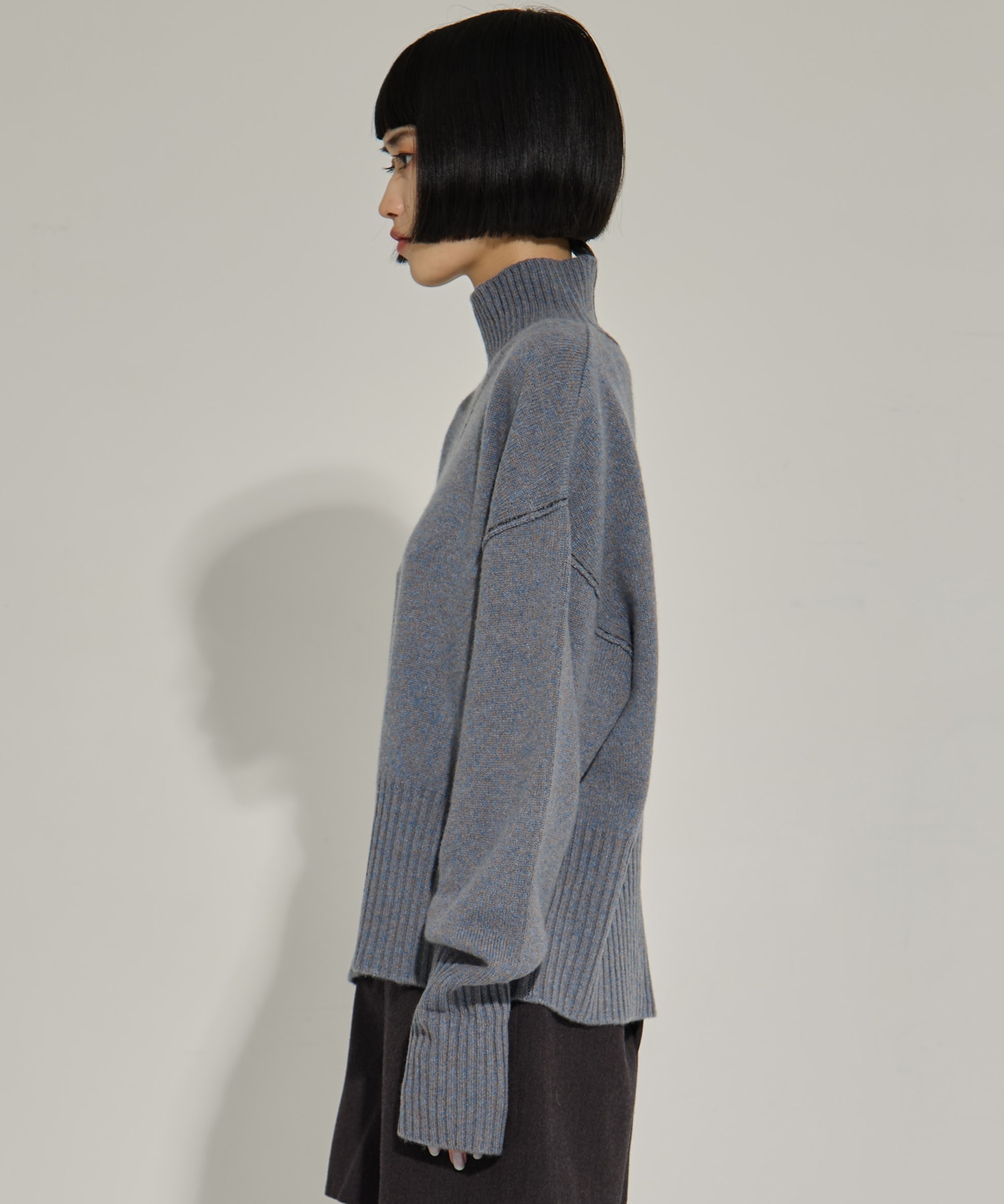 AKES-006（タートルネックニット） AKANE UTSUNOMIYA