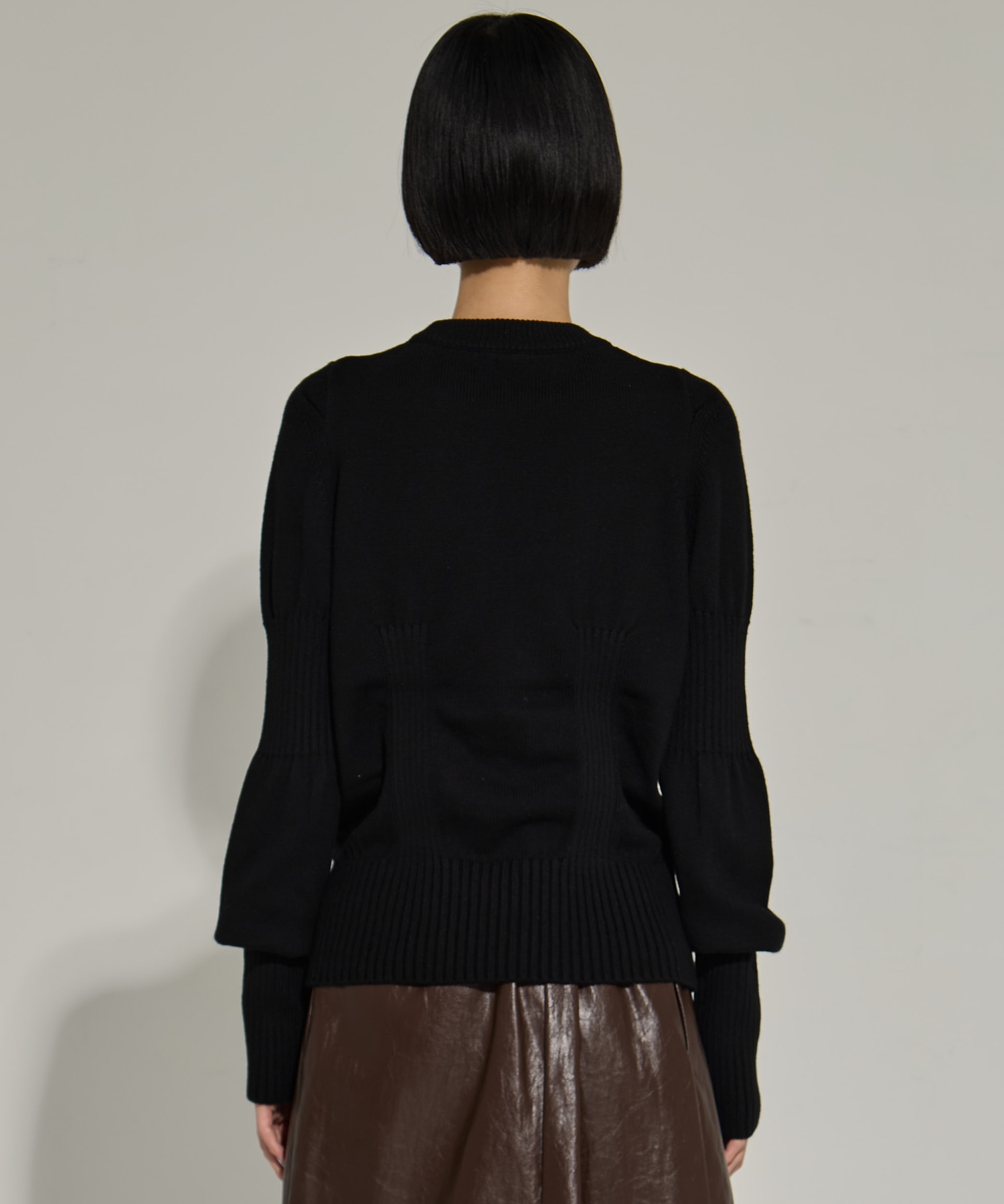 AKES-005（パフスリーブニット） AKANE UTSUNOMIYA