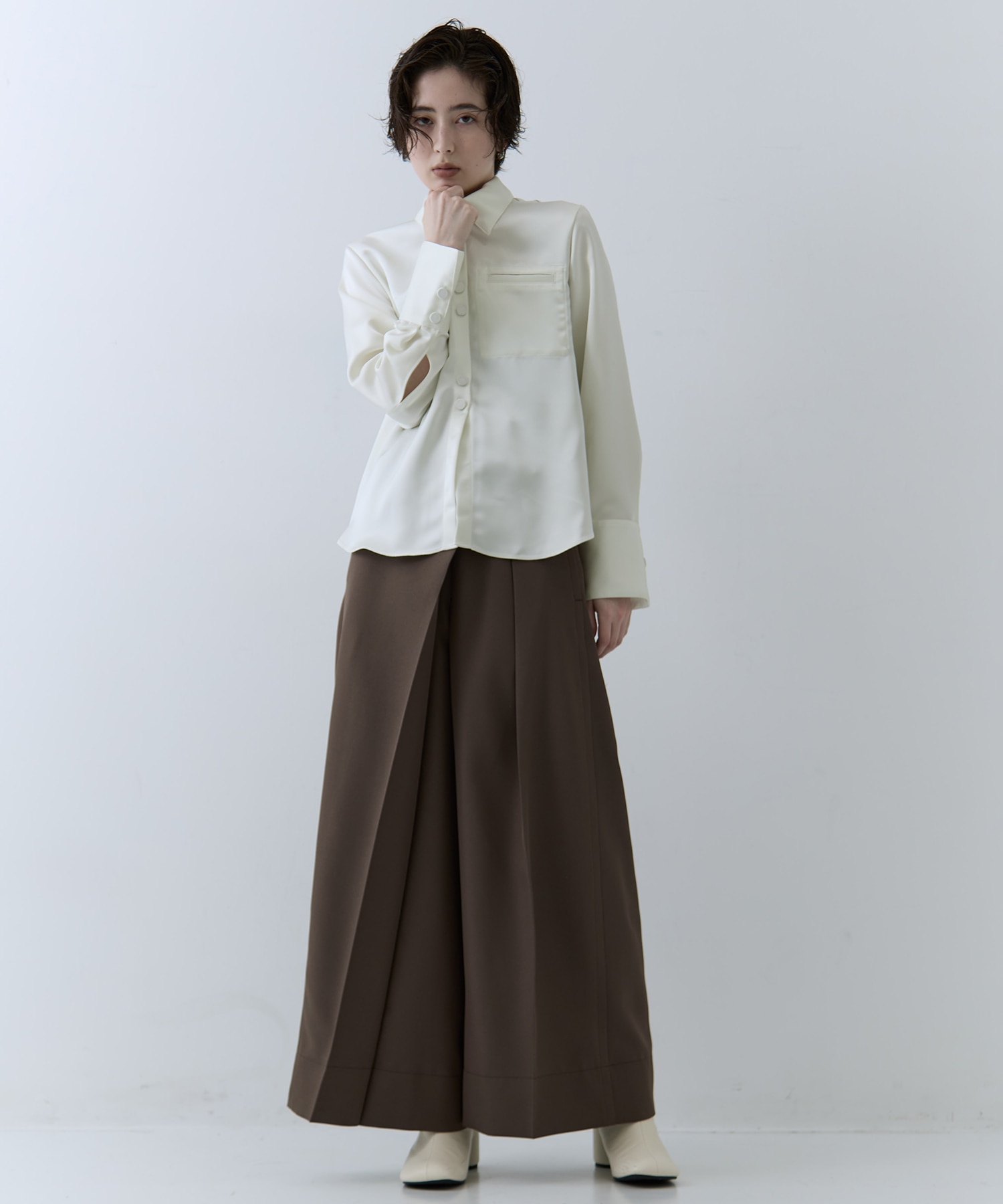 Asymmetric Tucked Flare Trousers STUDIOUS
