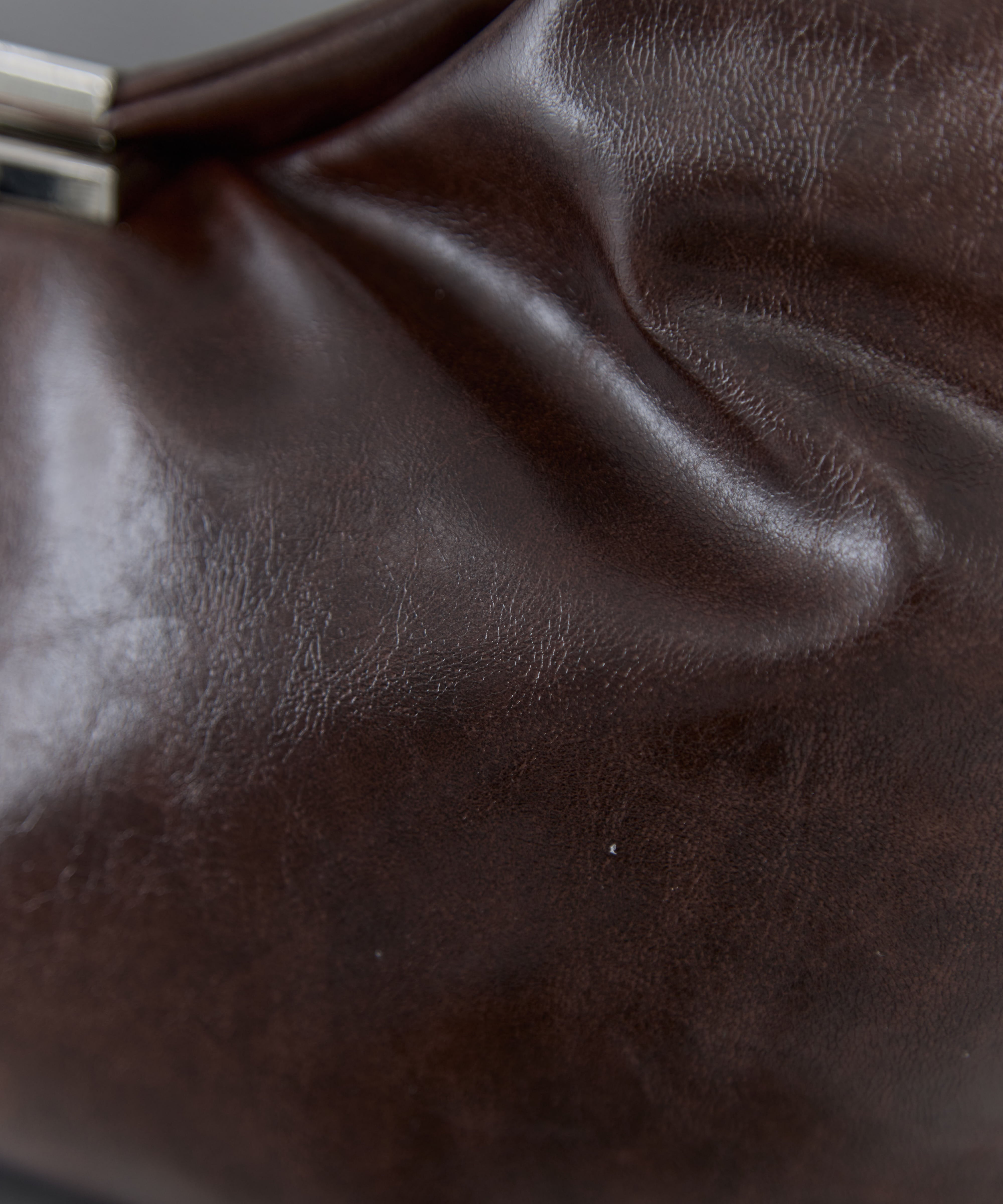 UND PARTS ACCENT ONE HANDLE BAG AMERI