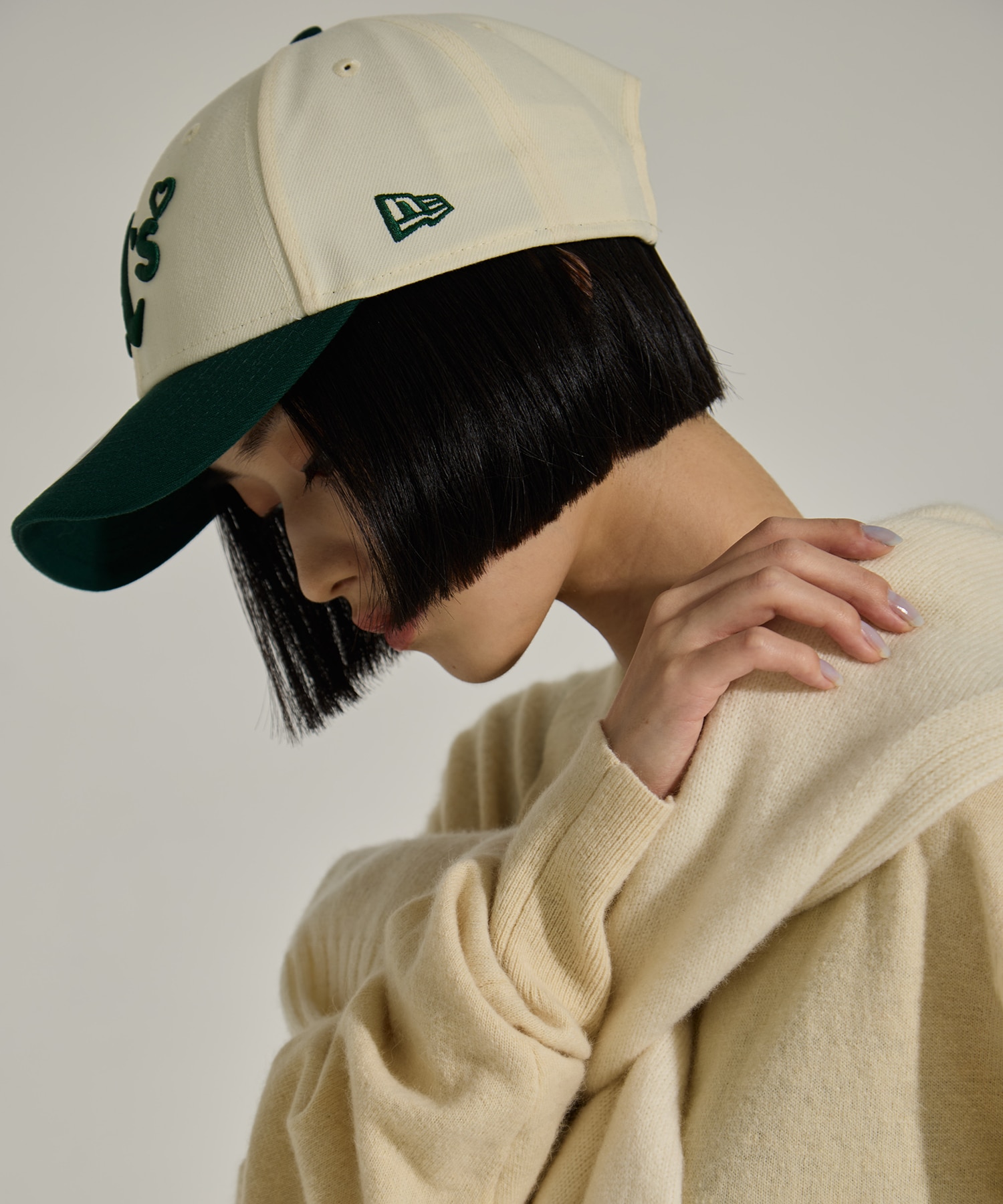 x Newera Athletics Cap BASICKS