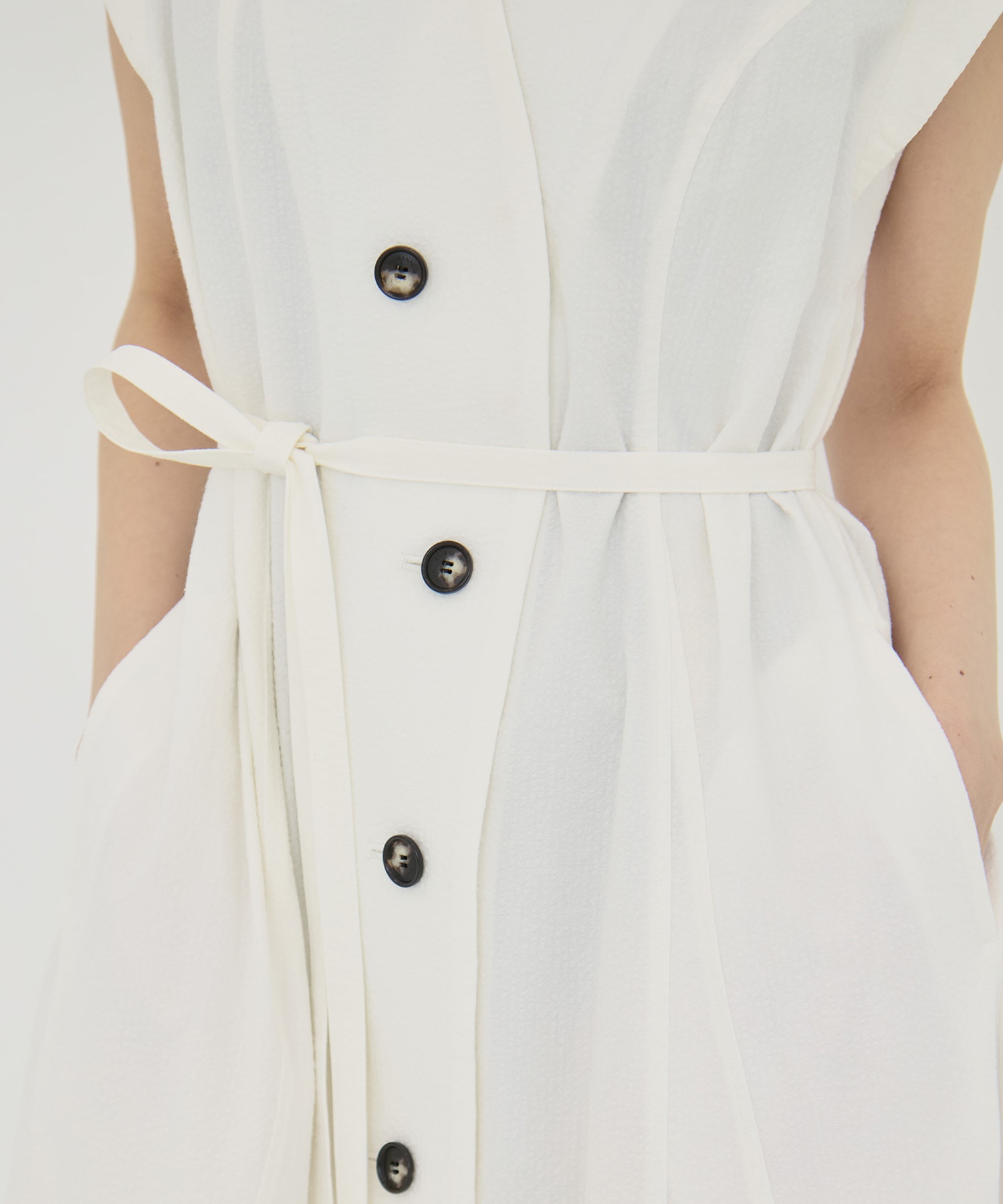 Sesilia asymmetry panel dress AKIRANAKA