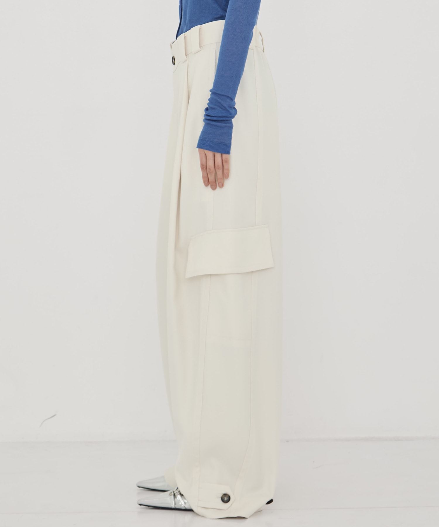 Barrel Leg Cargo Trousers STUDIOUS