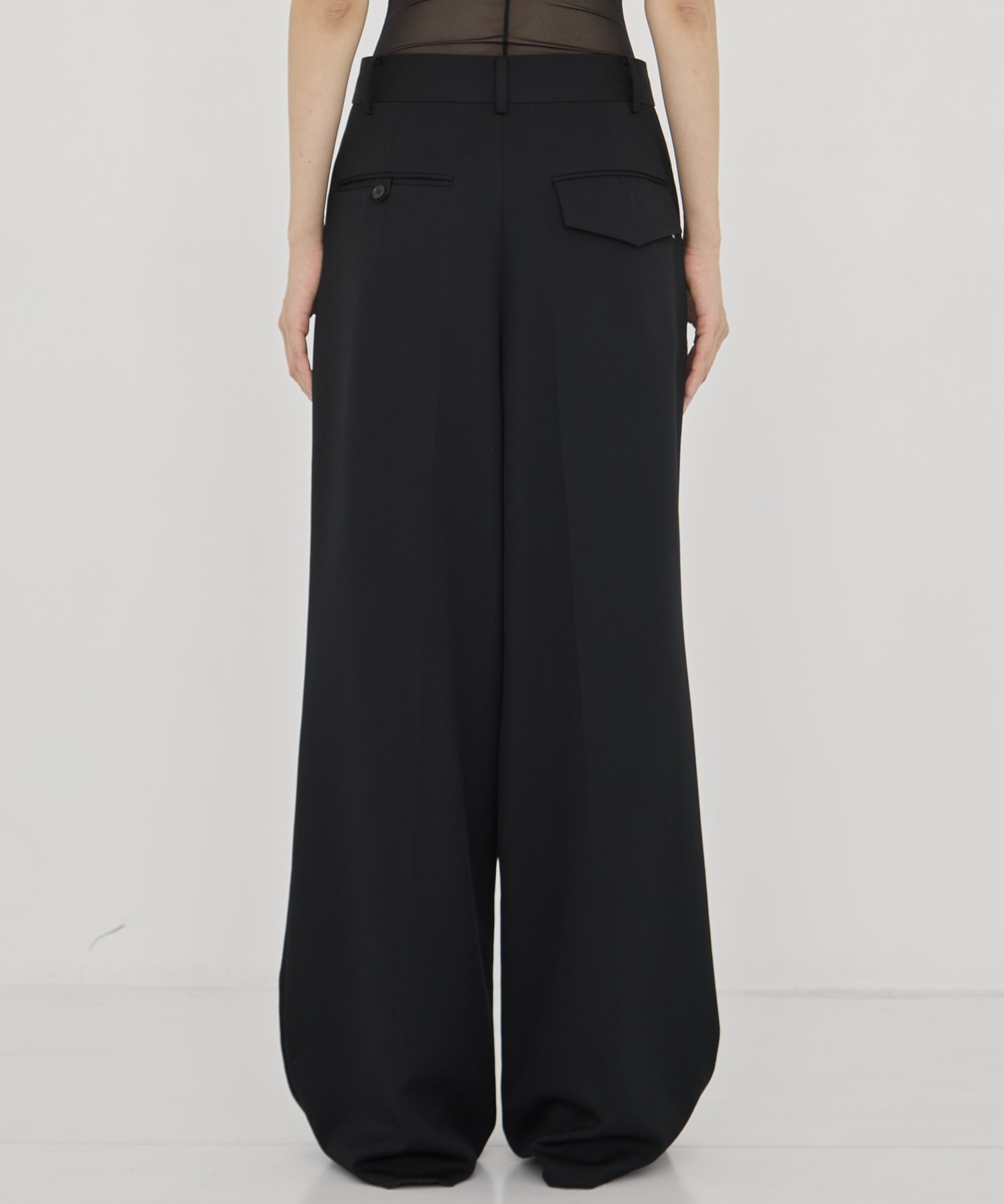 BLACK FORMAL TWO TUCK WIDE PANTS CINOH