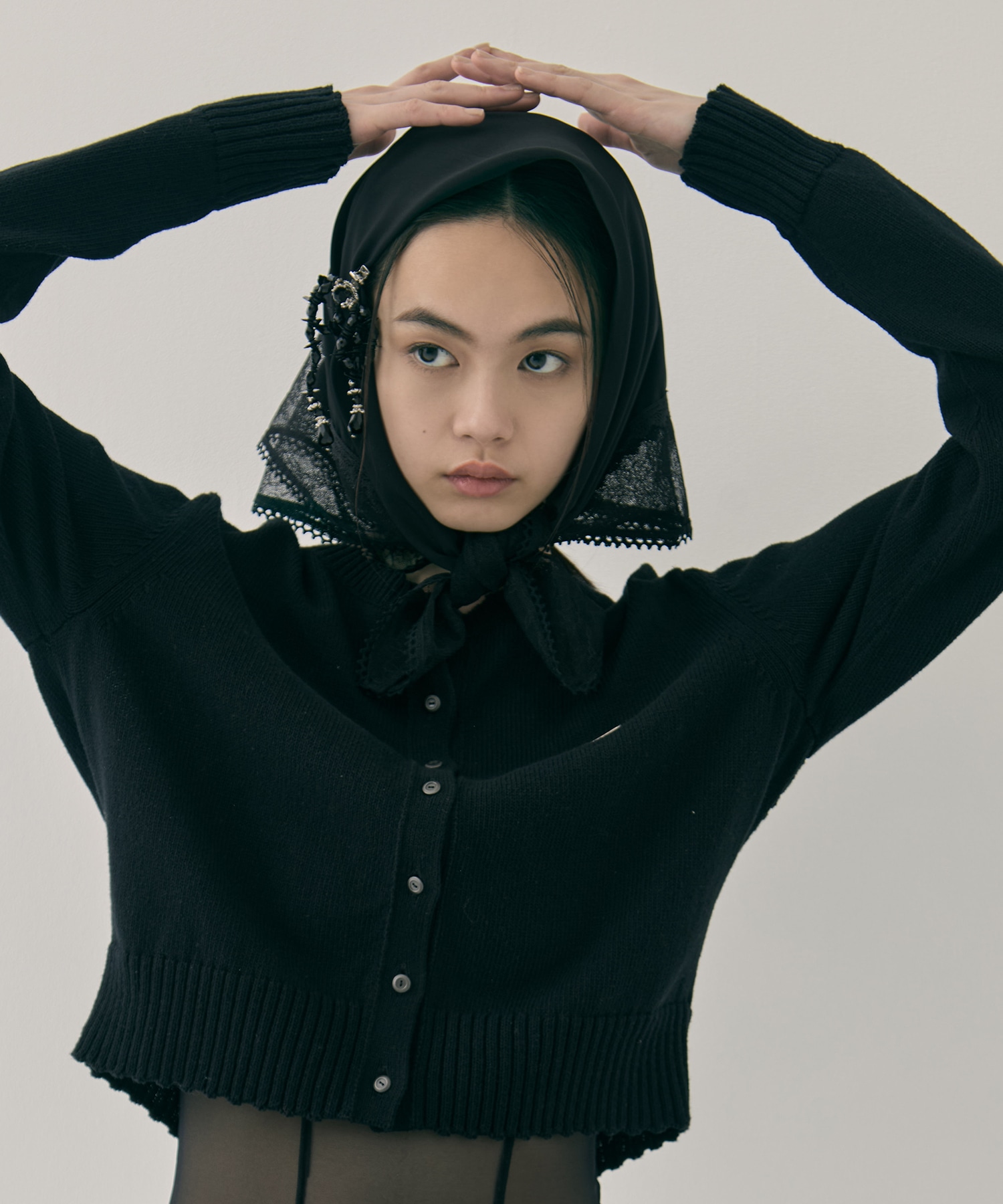 black beads ribbon clip tanakadaisuke