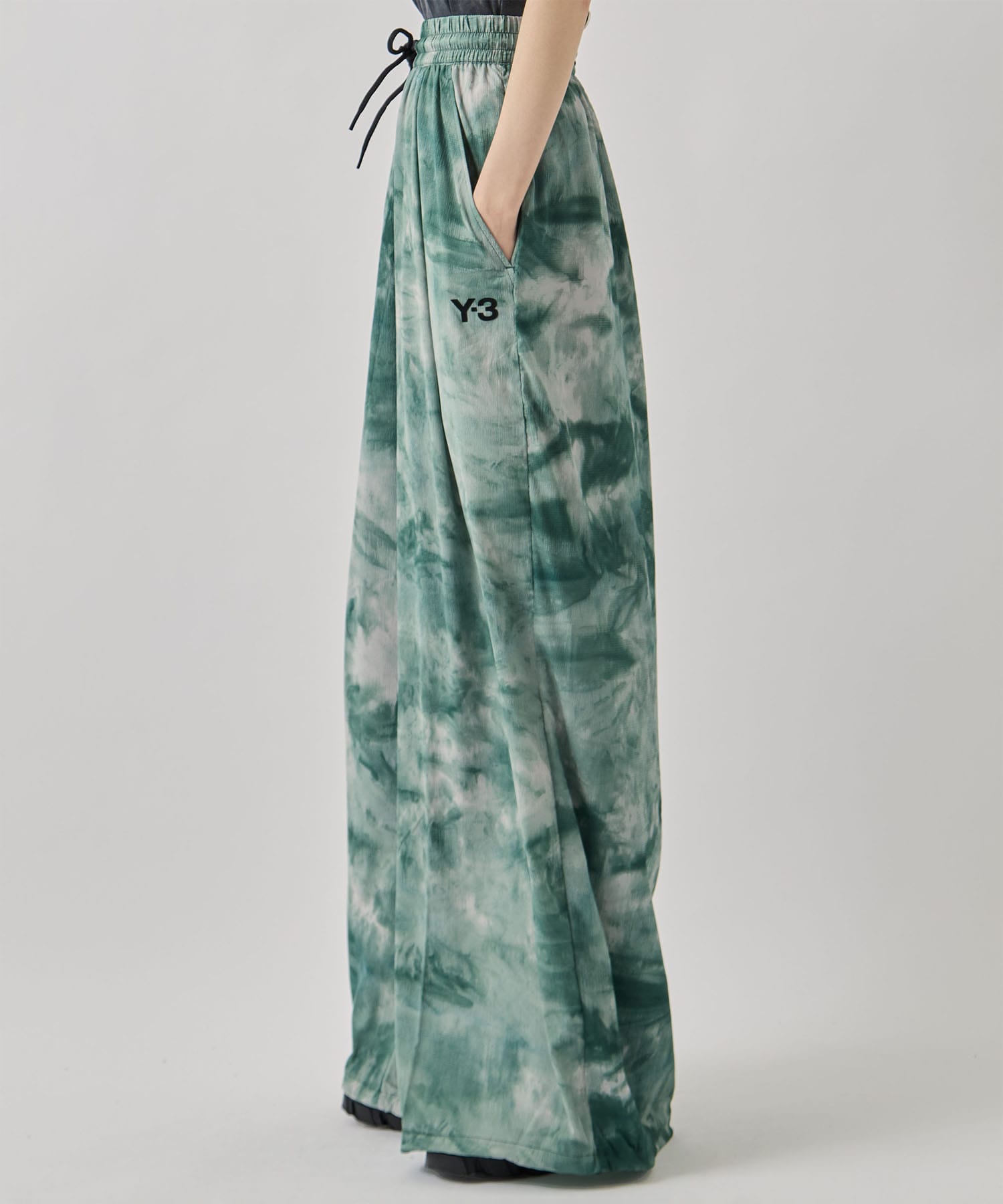 Y3-S26-0000-188/U_RE AOP WIDE PNT MULTCO(GRNカラーPT) Y-3