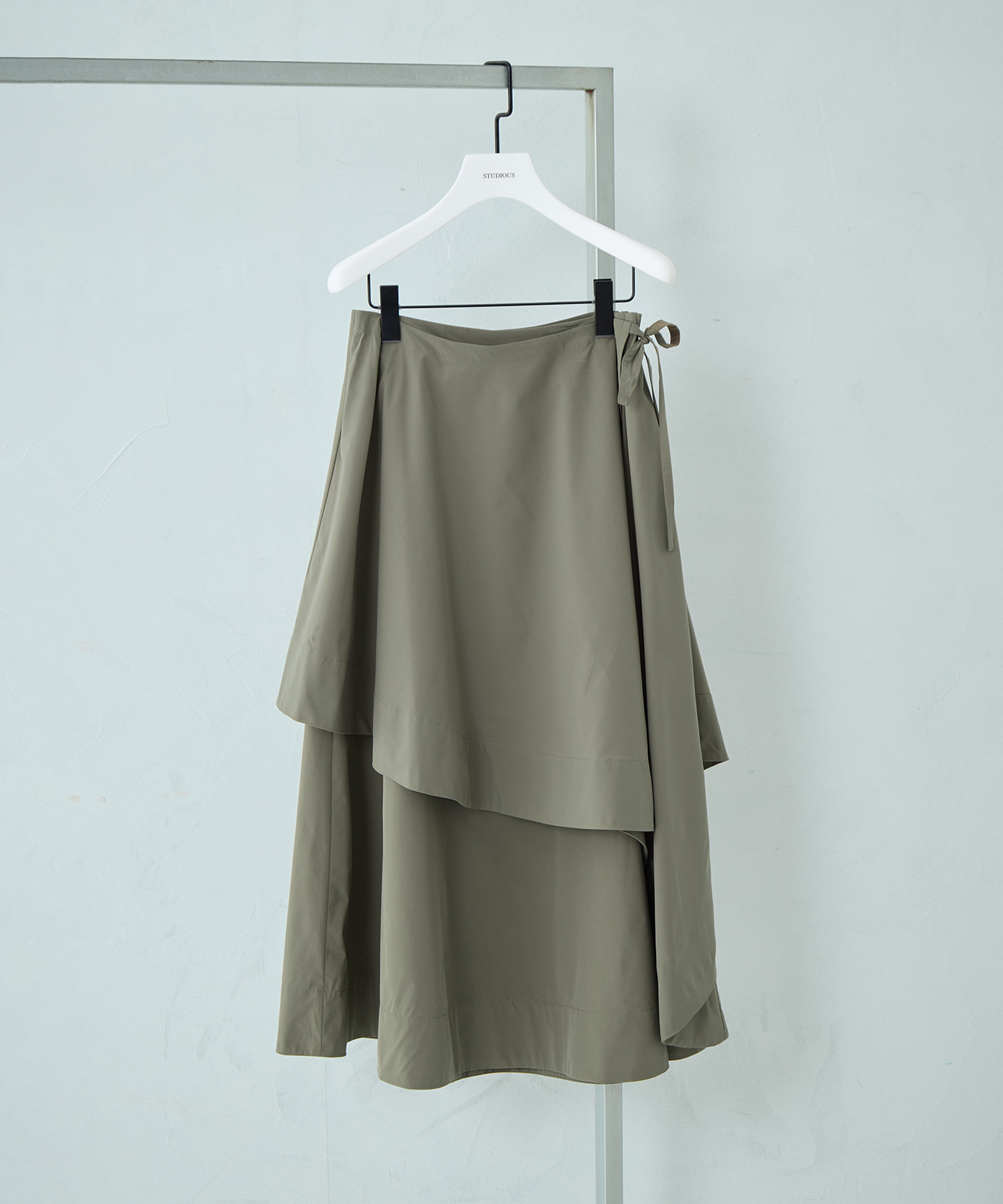 Asymmetry Wrap Layer Skirt STUDIOUS