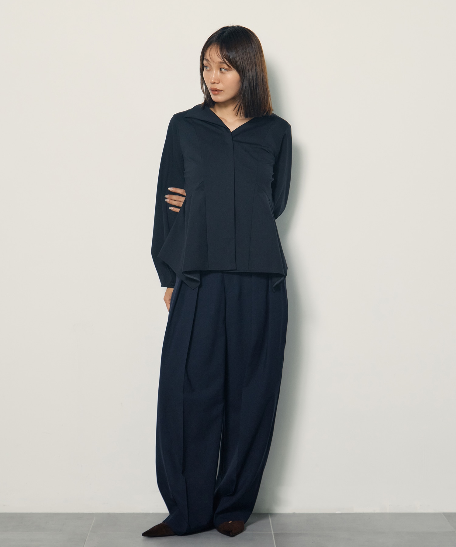 Double Tucked Trousers STUDIOUS