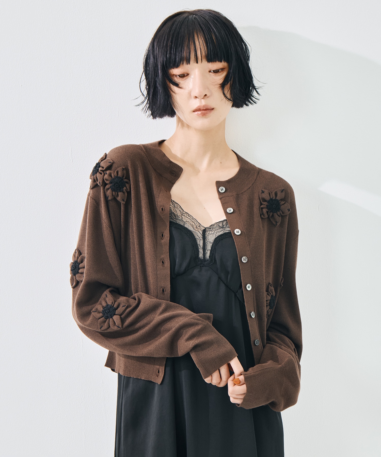 FLOWER MOTIF KNIT CARDIGAN CLANE