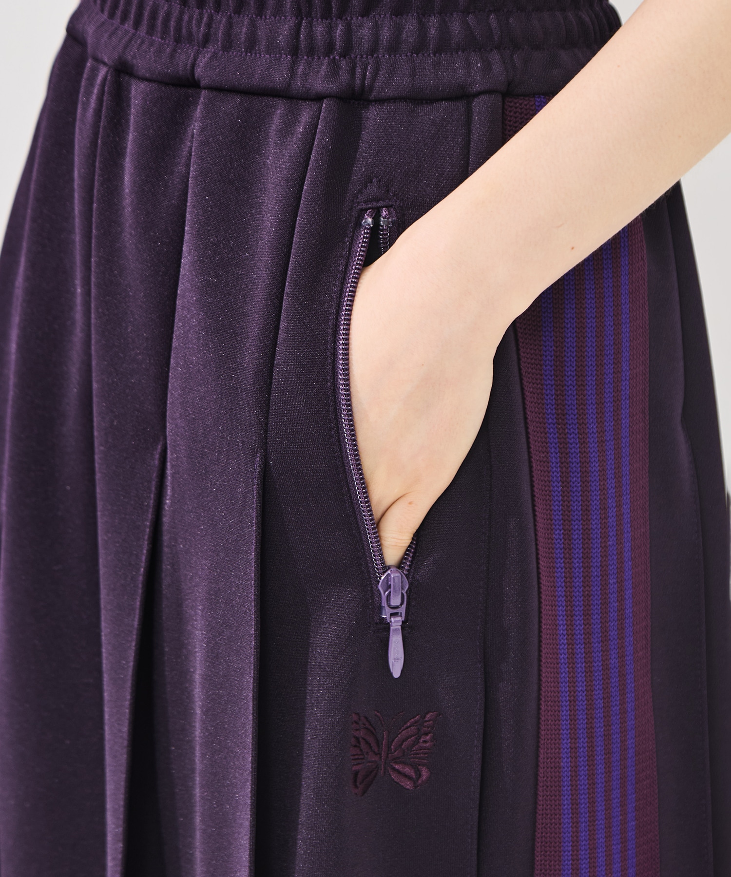 Pleated Tarack Skirt-Poly smooth Needles