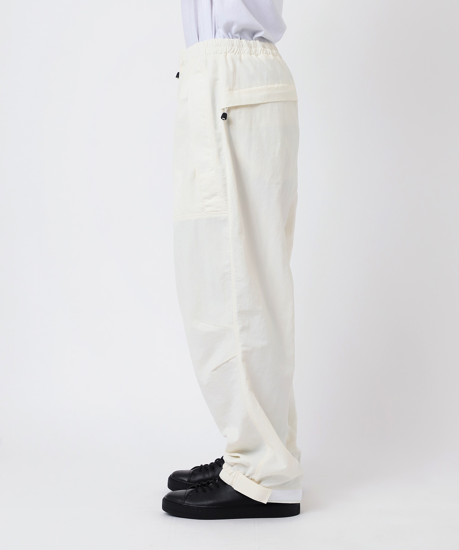 別注 9242-CP01-001 ×WILD THINGS EASY PANTS WHITE EDITION N.HOOLYWOOD