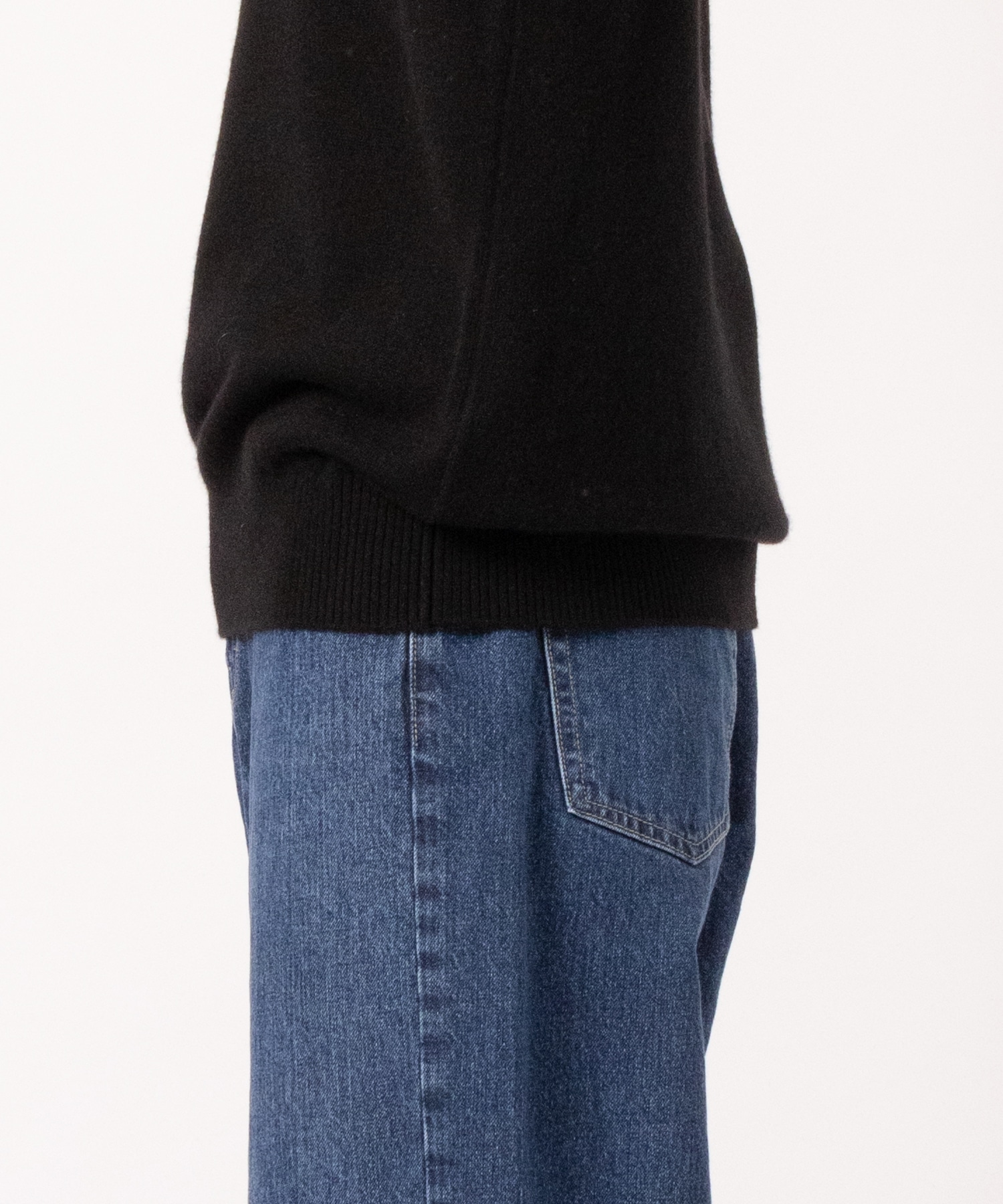 Cashmere Long Sleeve Knit T-shirt gim context