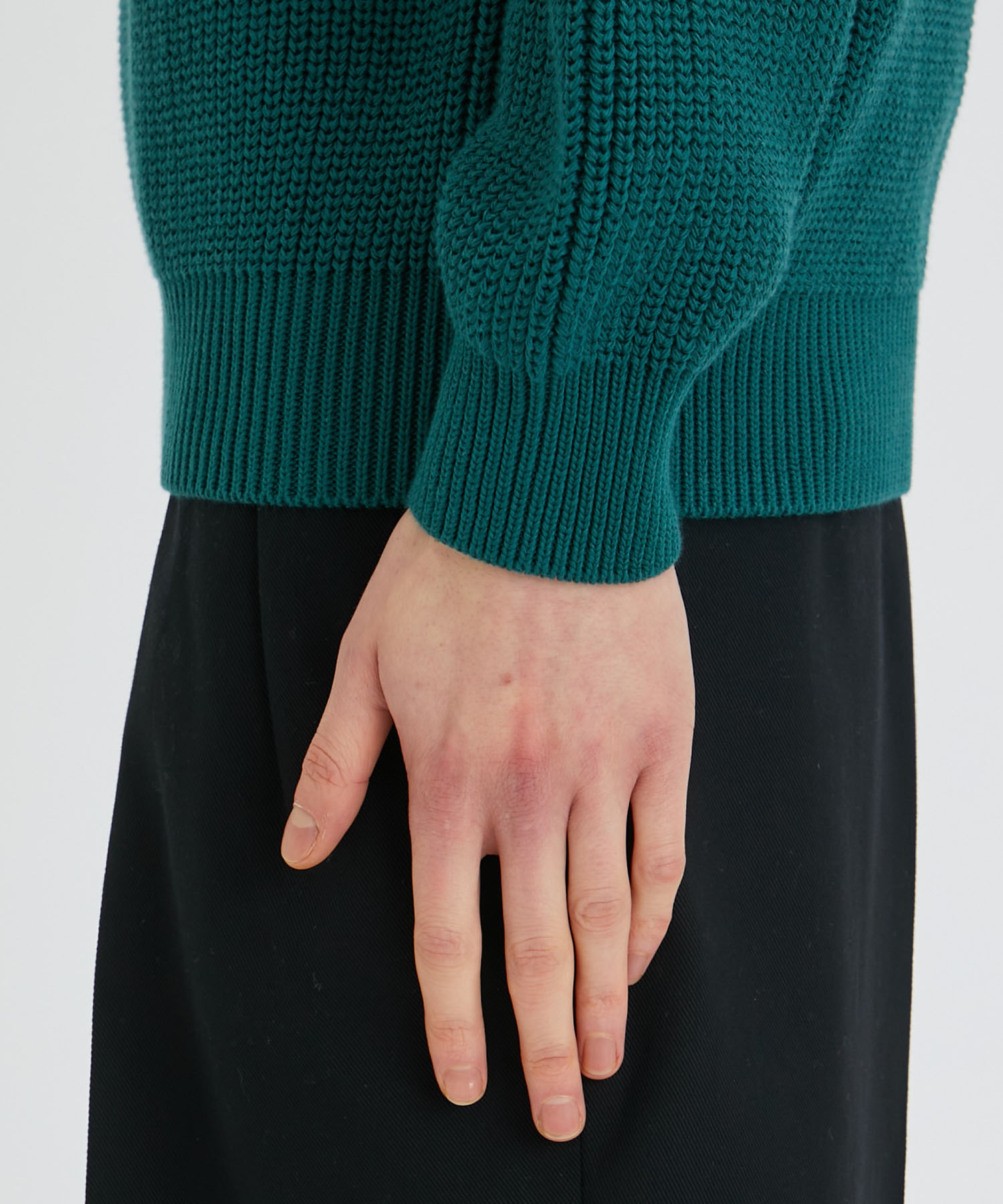 SIGNATURE CREW NECK BATONER
