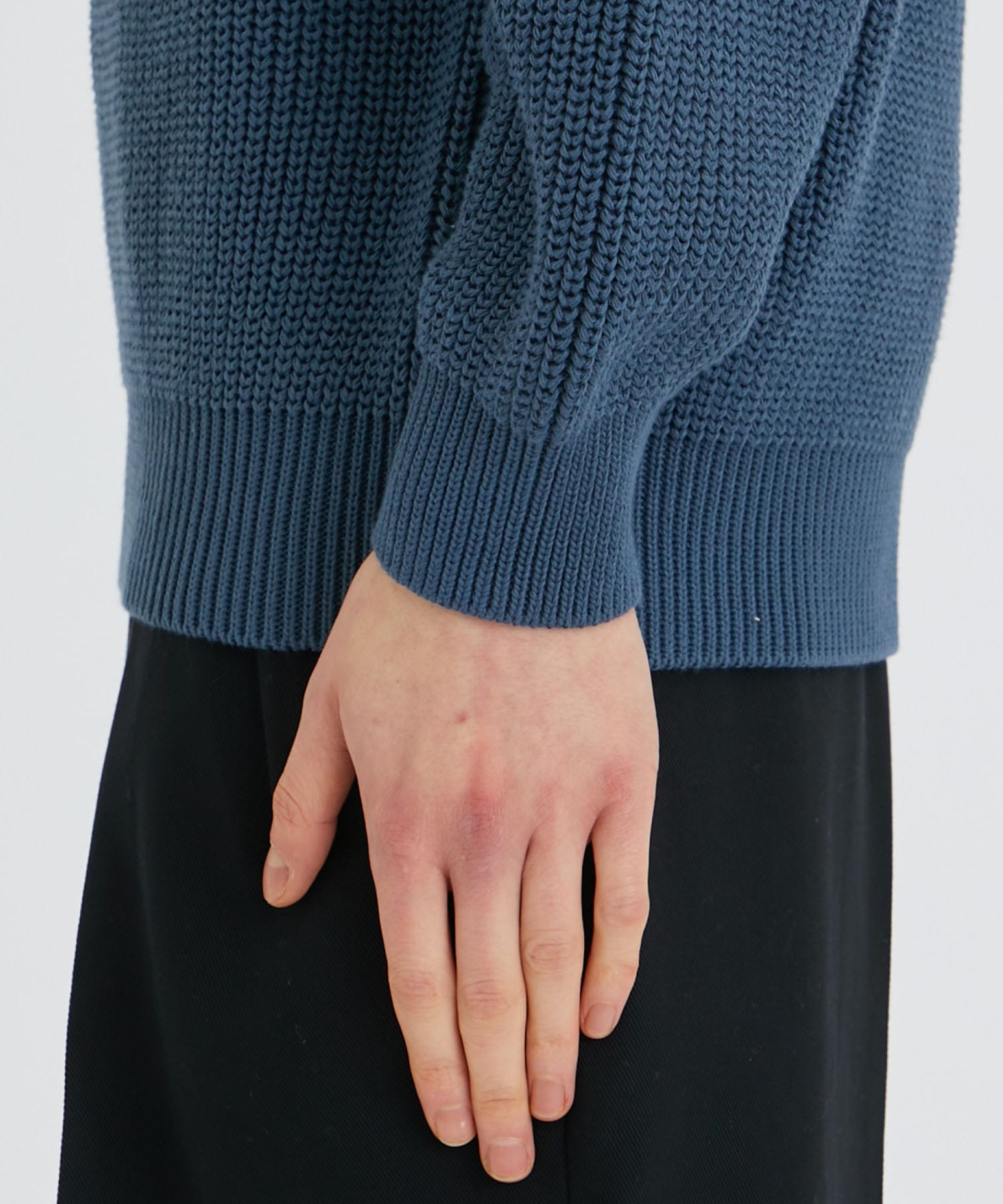 SIGNATURE CREW NECK BATONER