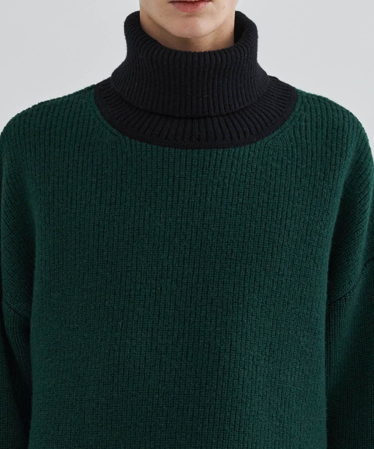 Asymmetrical Fringe Turtleneck Knit | CULLNI