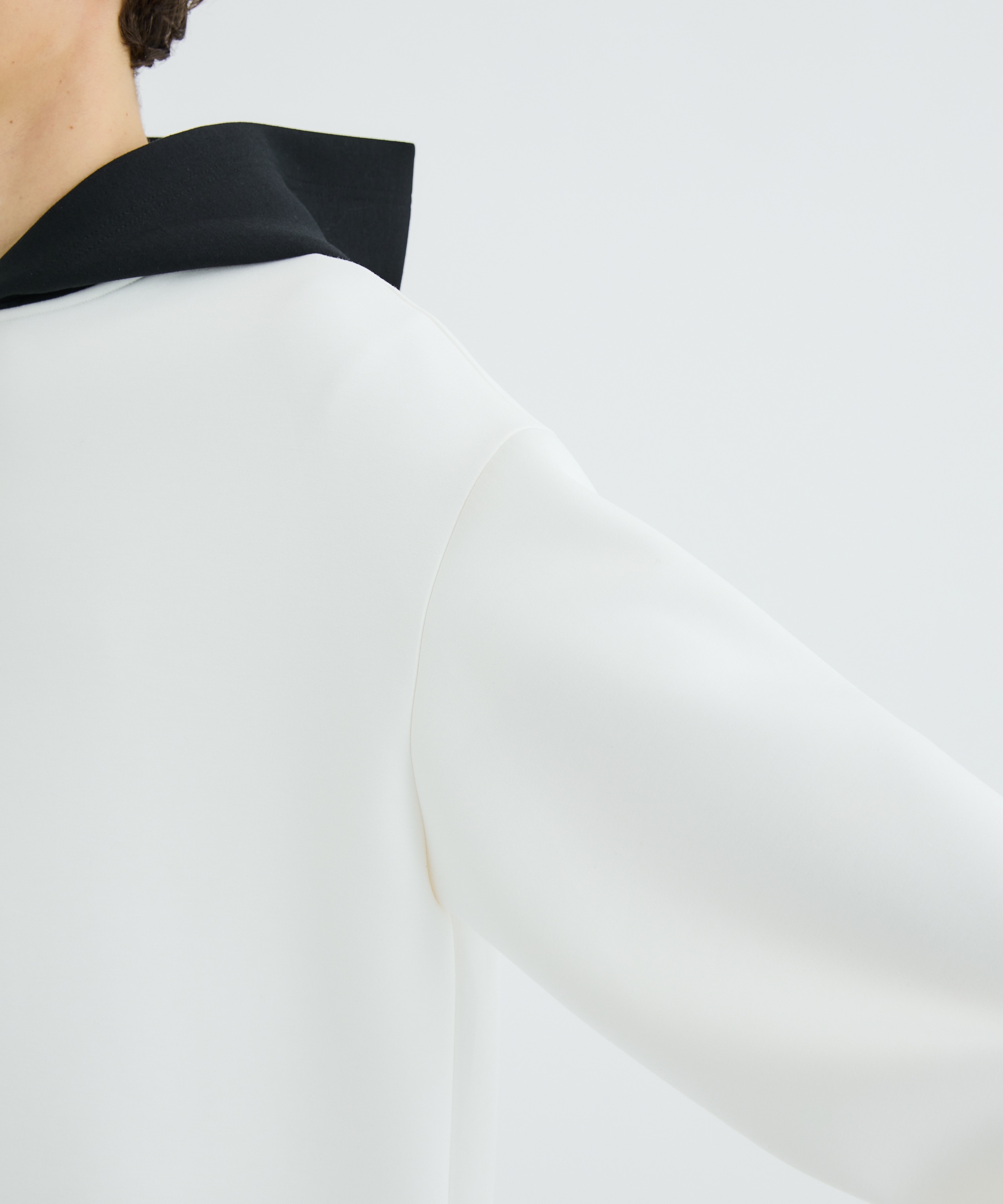 CULLNI Logo Embroidery Hoodie|CULLNI