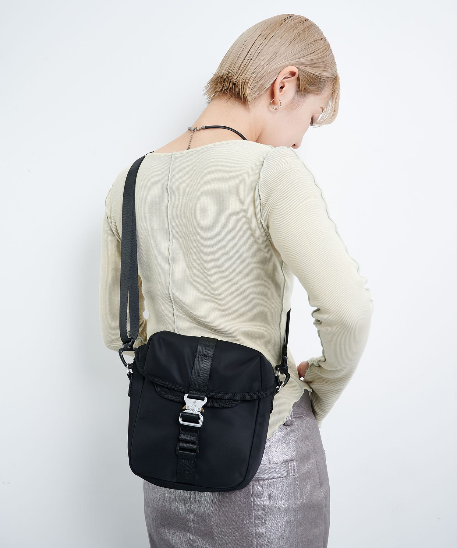 Hunting shoulder bag｜STUDIOUS