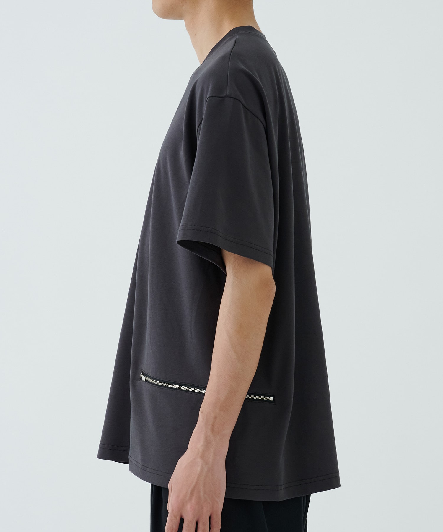 〈別注〉Oversize Zip  S/S TEE ATTACHMENT